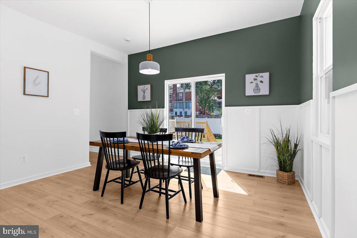 ROSEMONT EAST - Residential