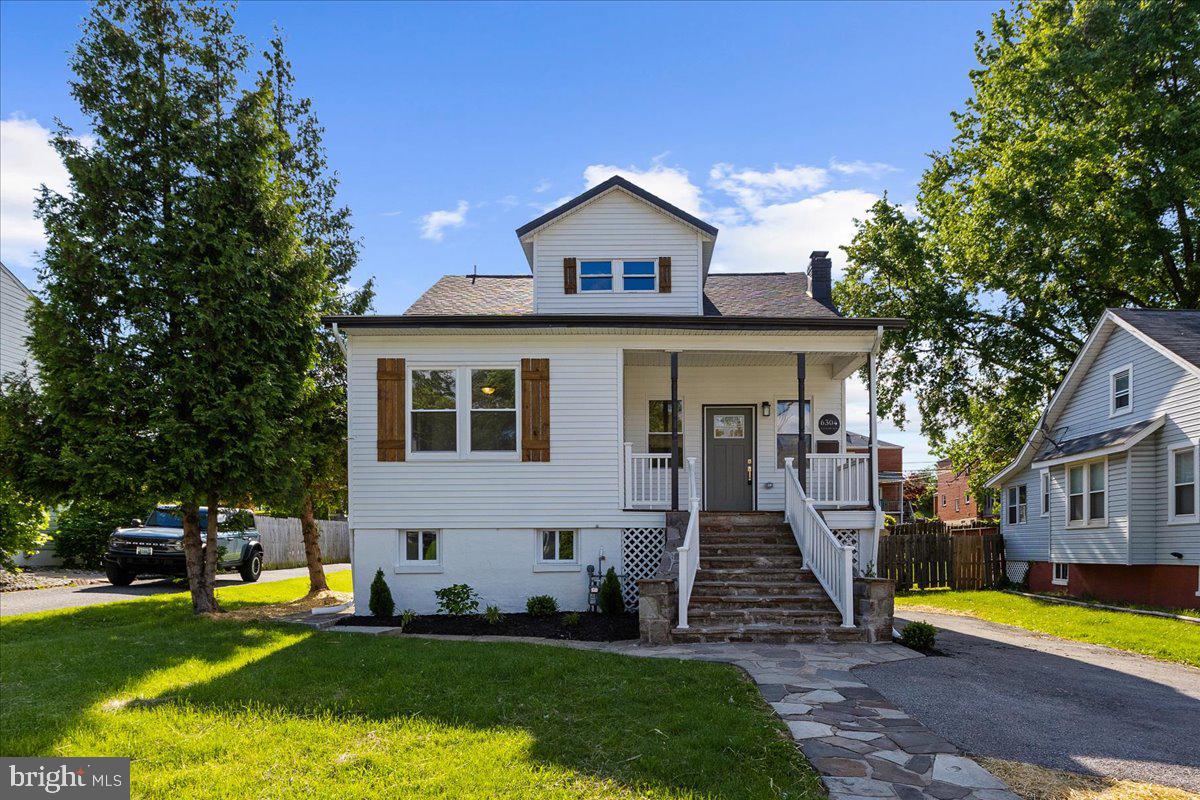 ROSEMONT EAST - Residential