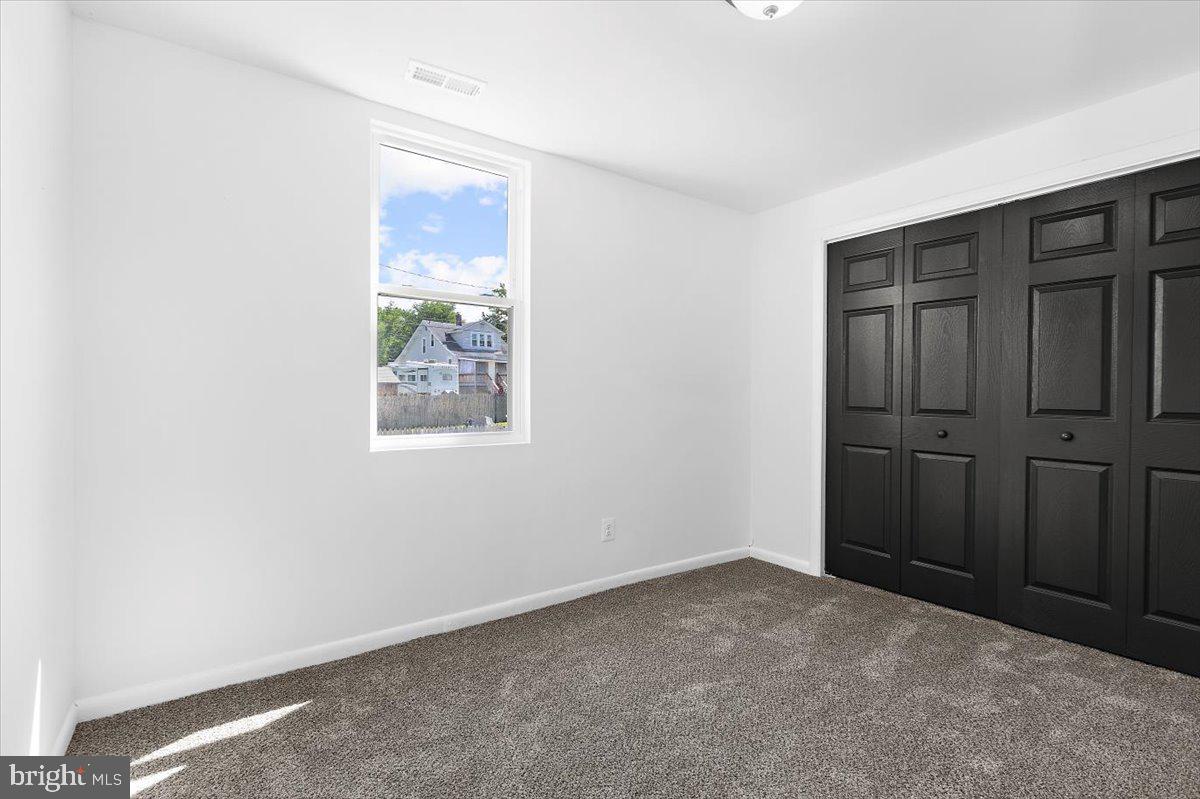 ROSEMONT EAST - Residential