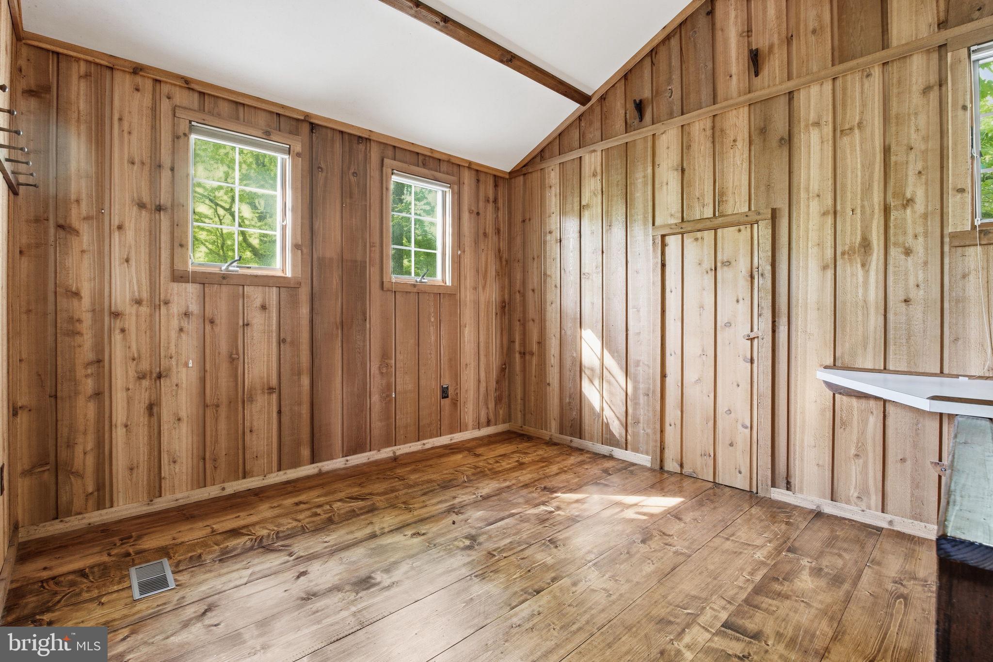 EPPING FOREST - Residential