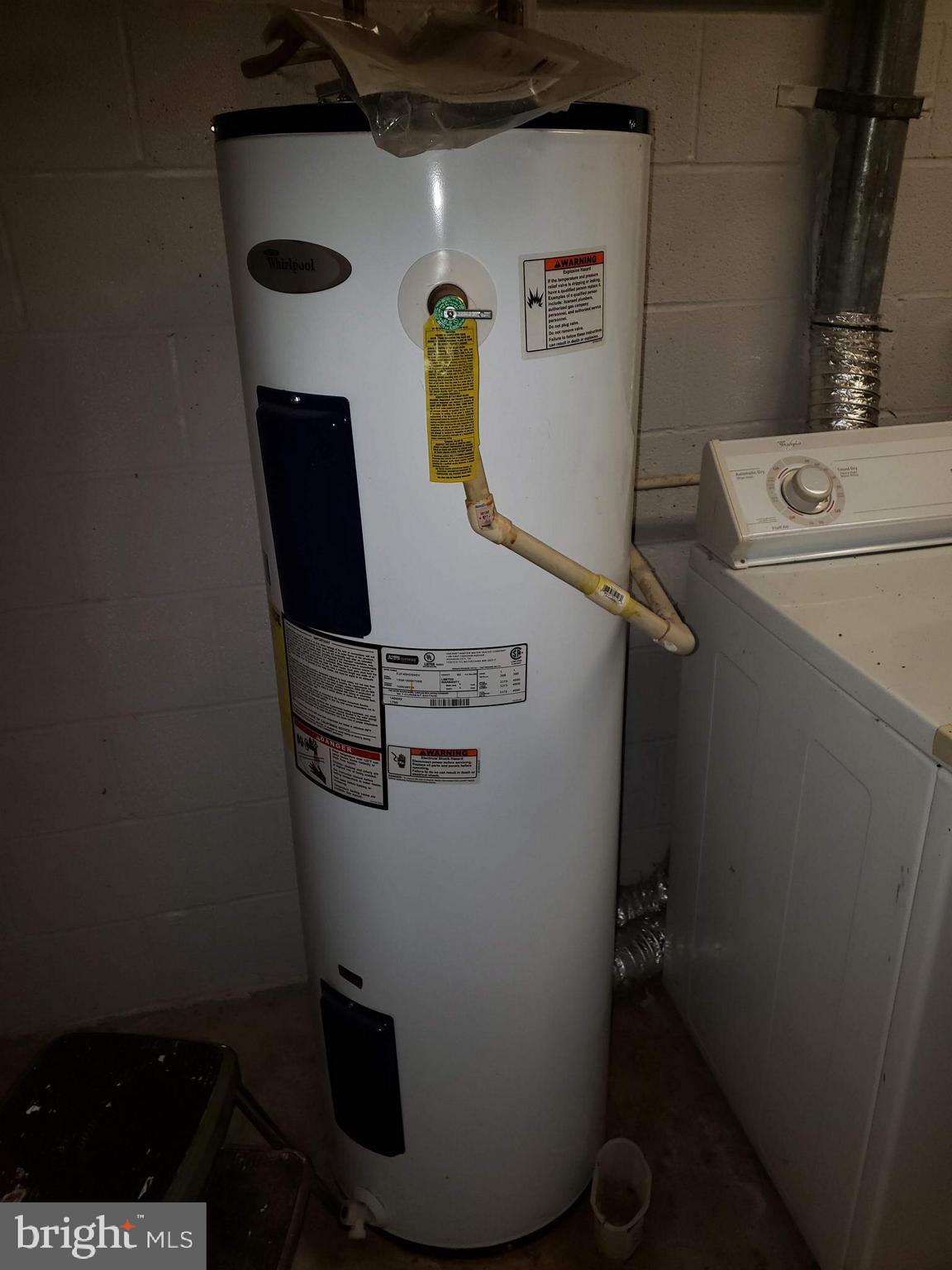 CROMWELL STATION - Residential