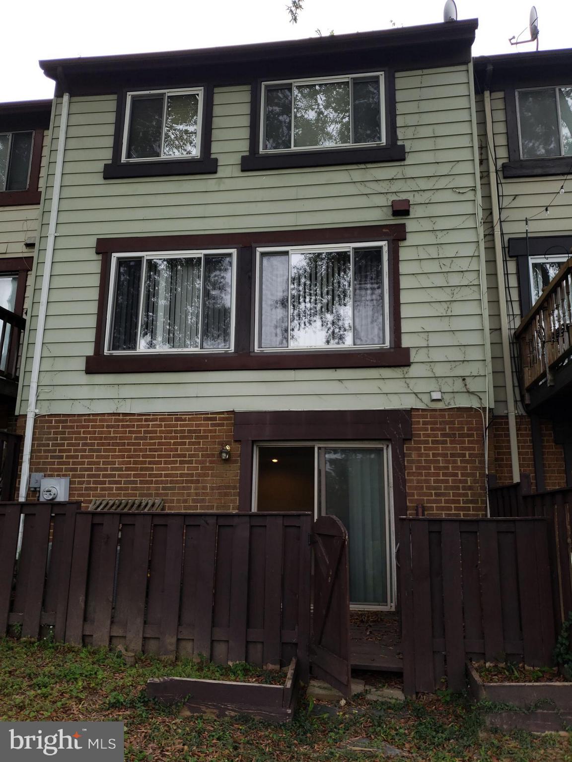 CROMWELL STATION - Residential