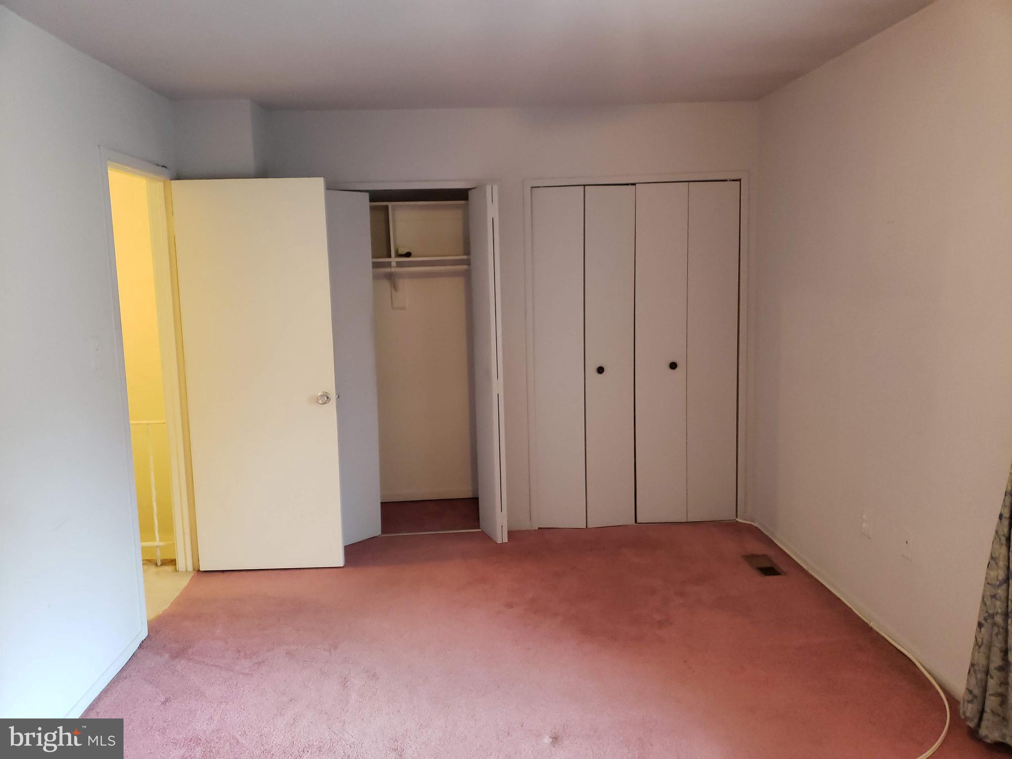 CROMWELL STATION - Residential