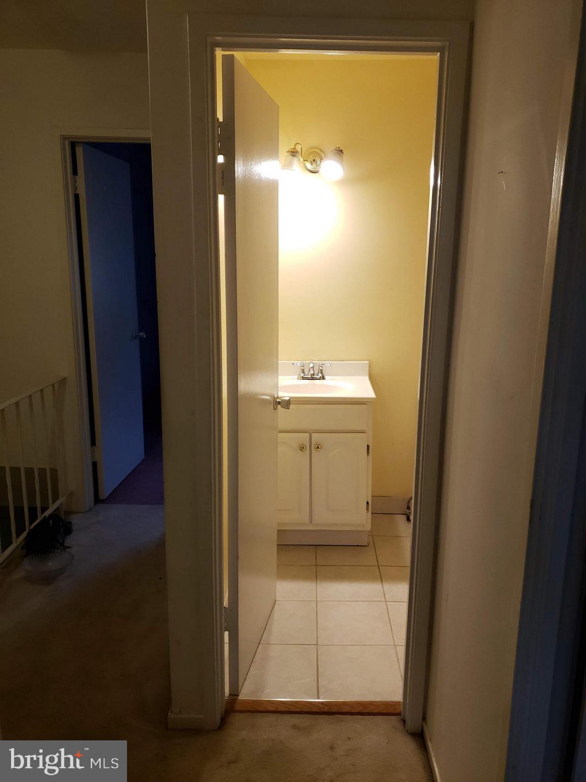 CROMWELL STATION - Residential