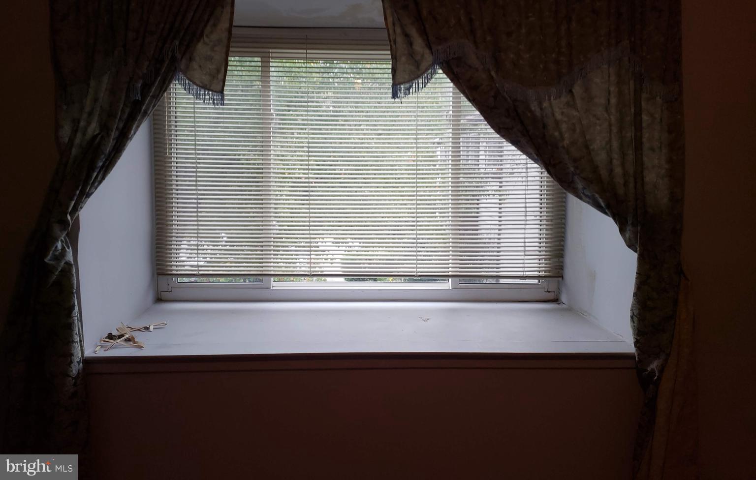 CROMWELL STATION - Residential