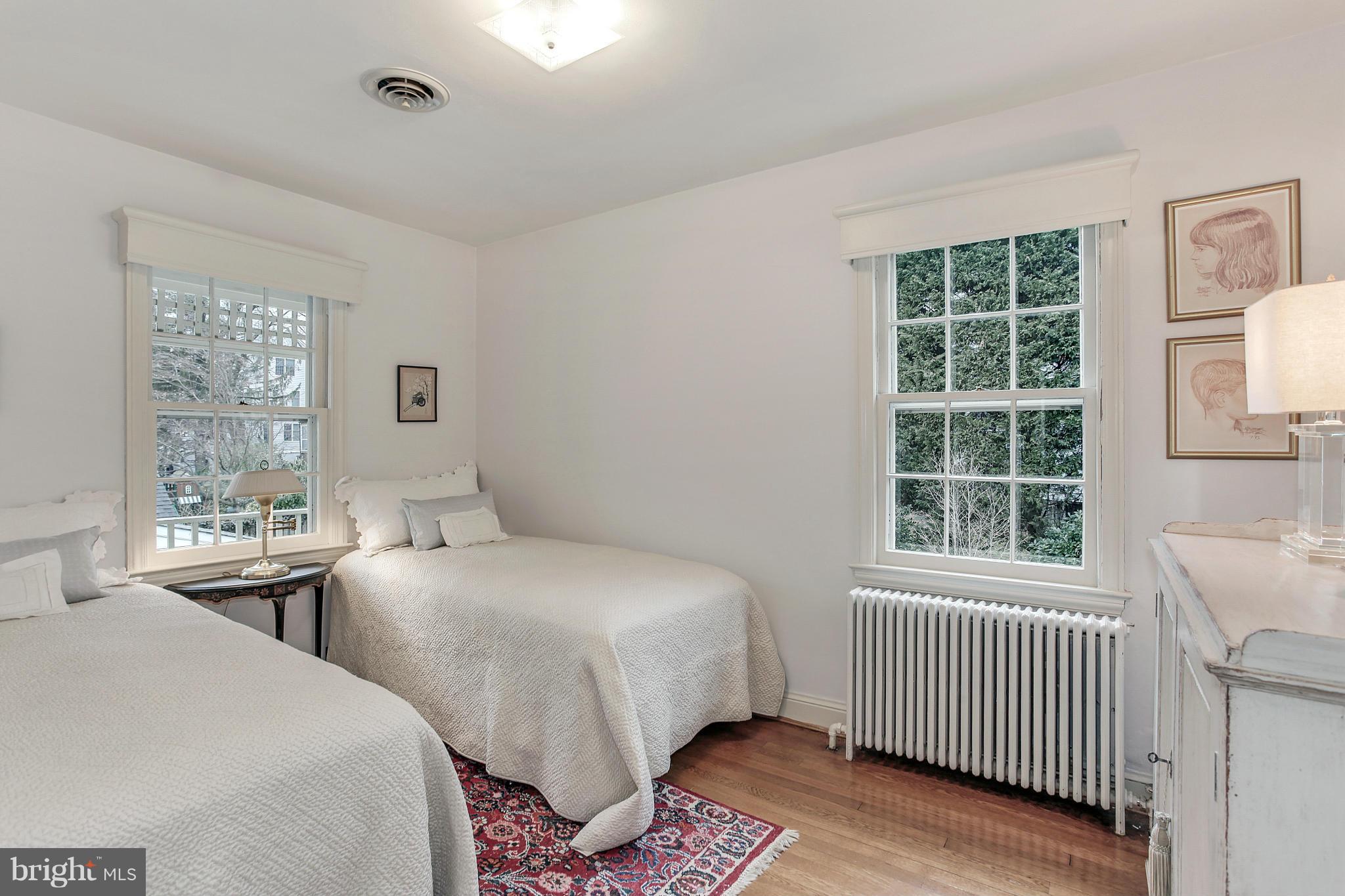 WHEATLEY HILLS - Residential