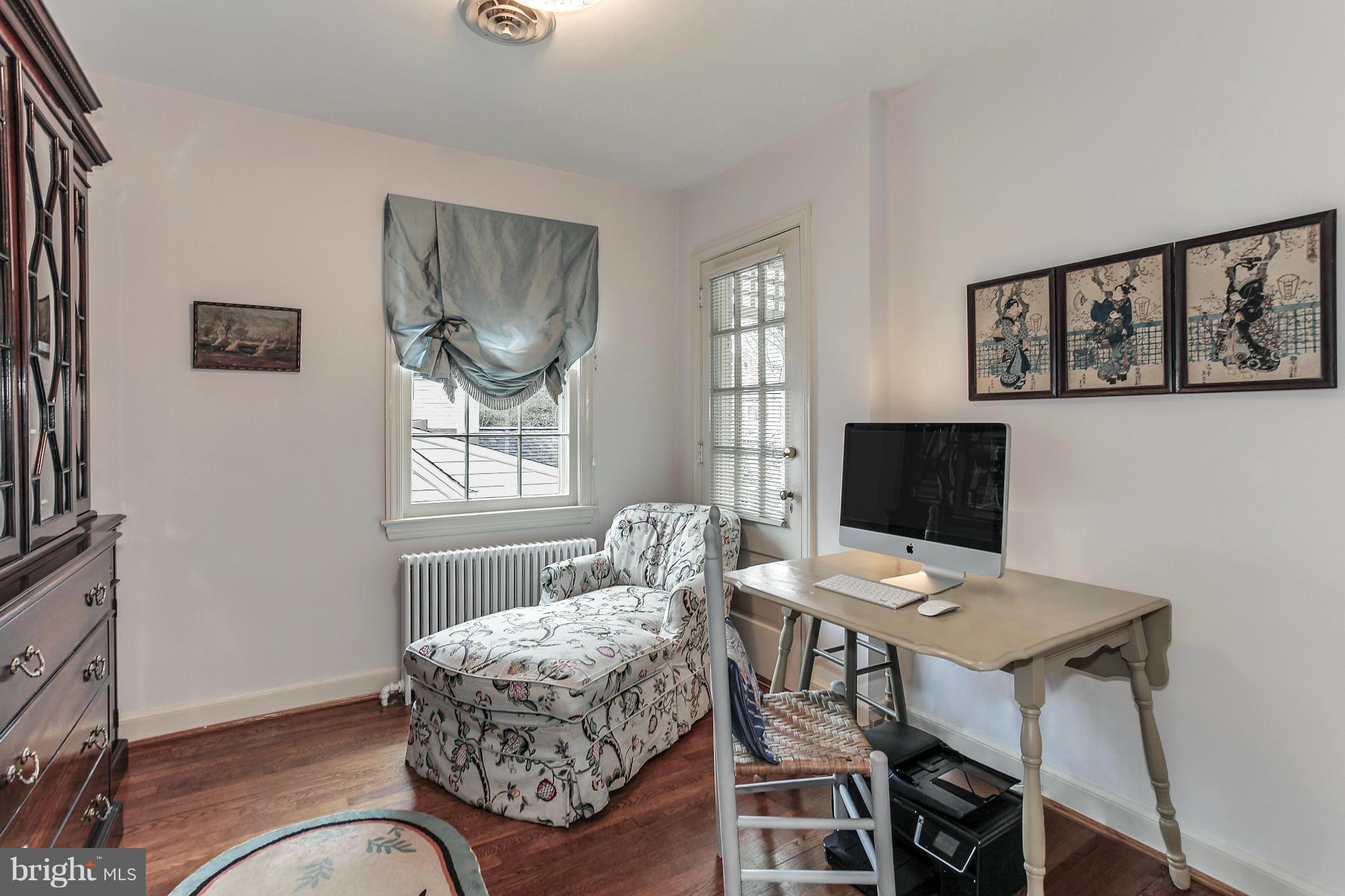 WHEATLEY HILLS - Residential