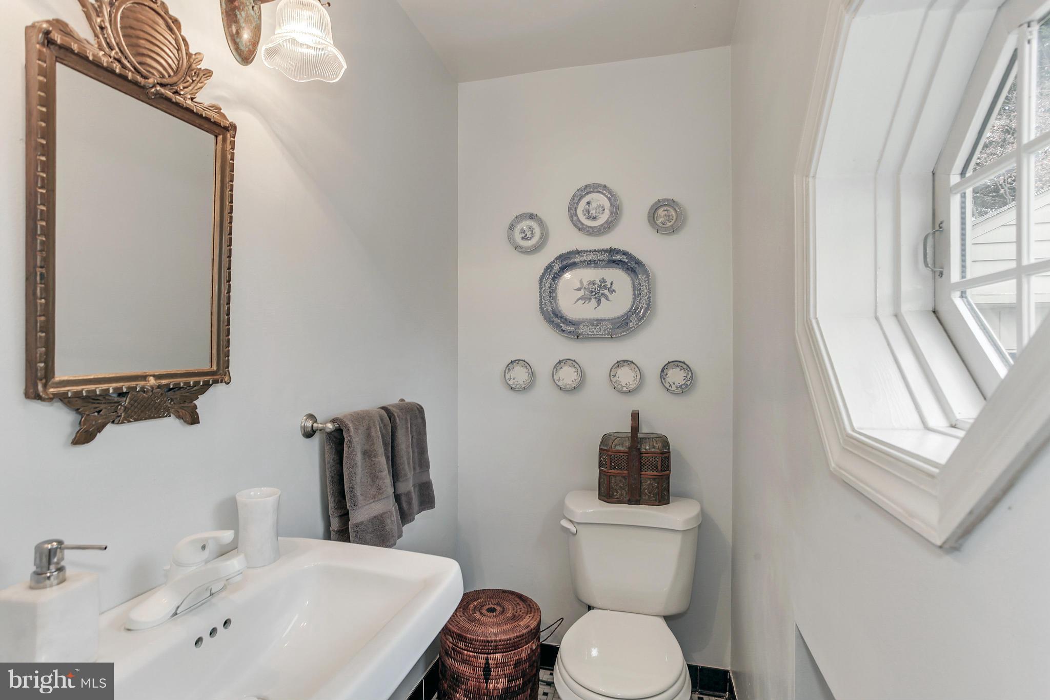 WHEATLEY HILLS - Residential