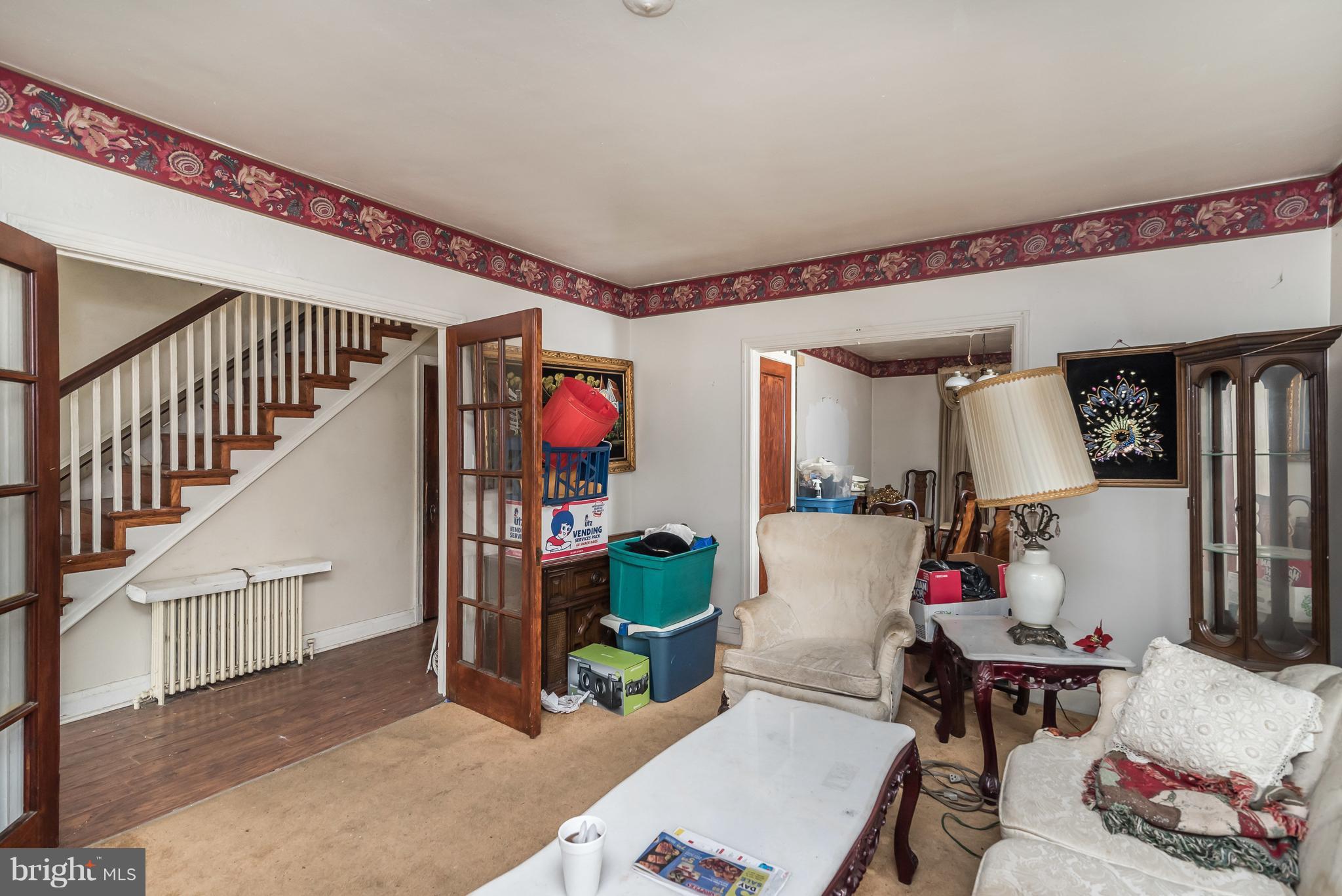 LAKEWOOD APARTMENTS - Residential