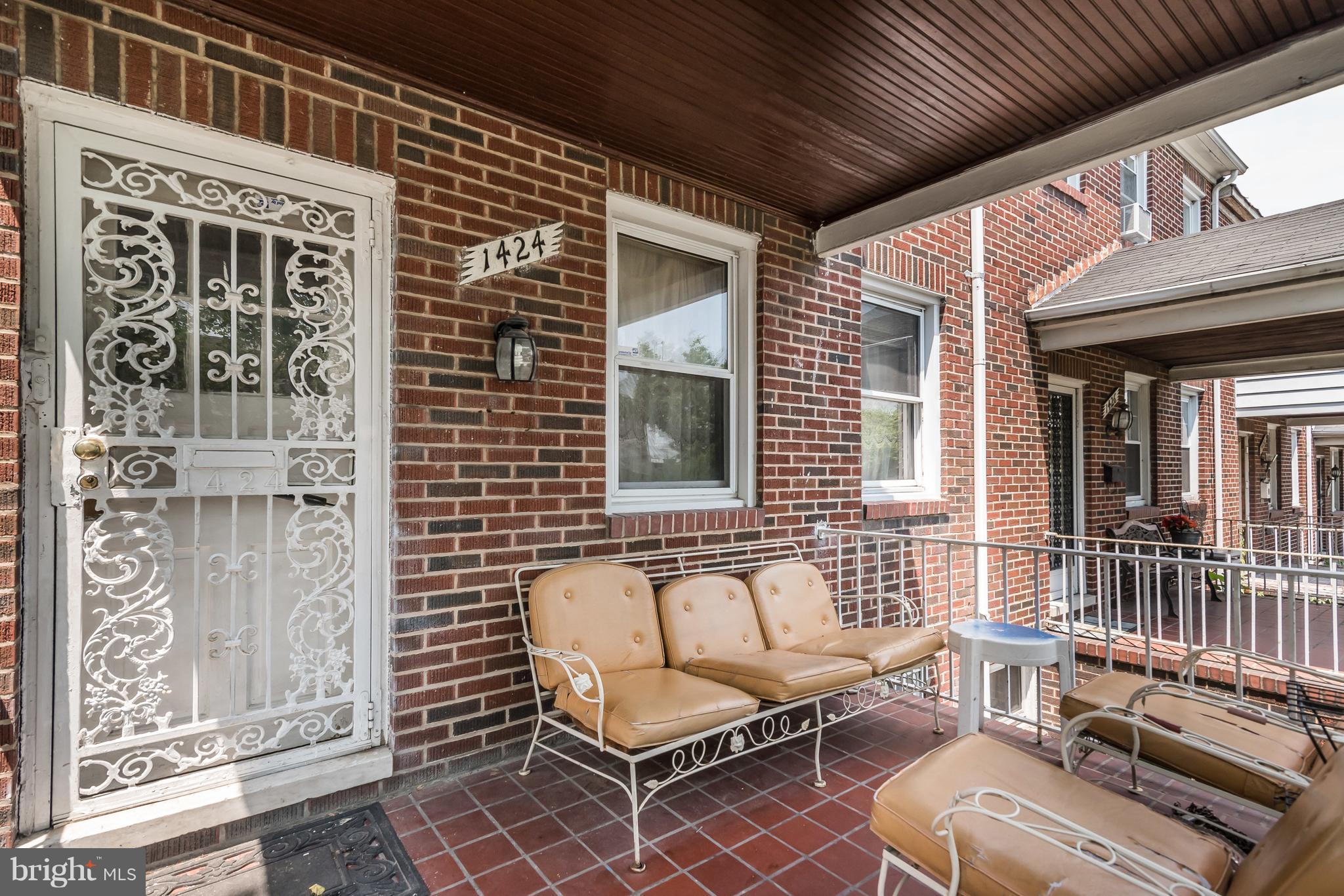 LAKEWOOD APARTMENTS - Residential