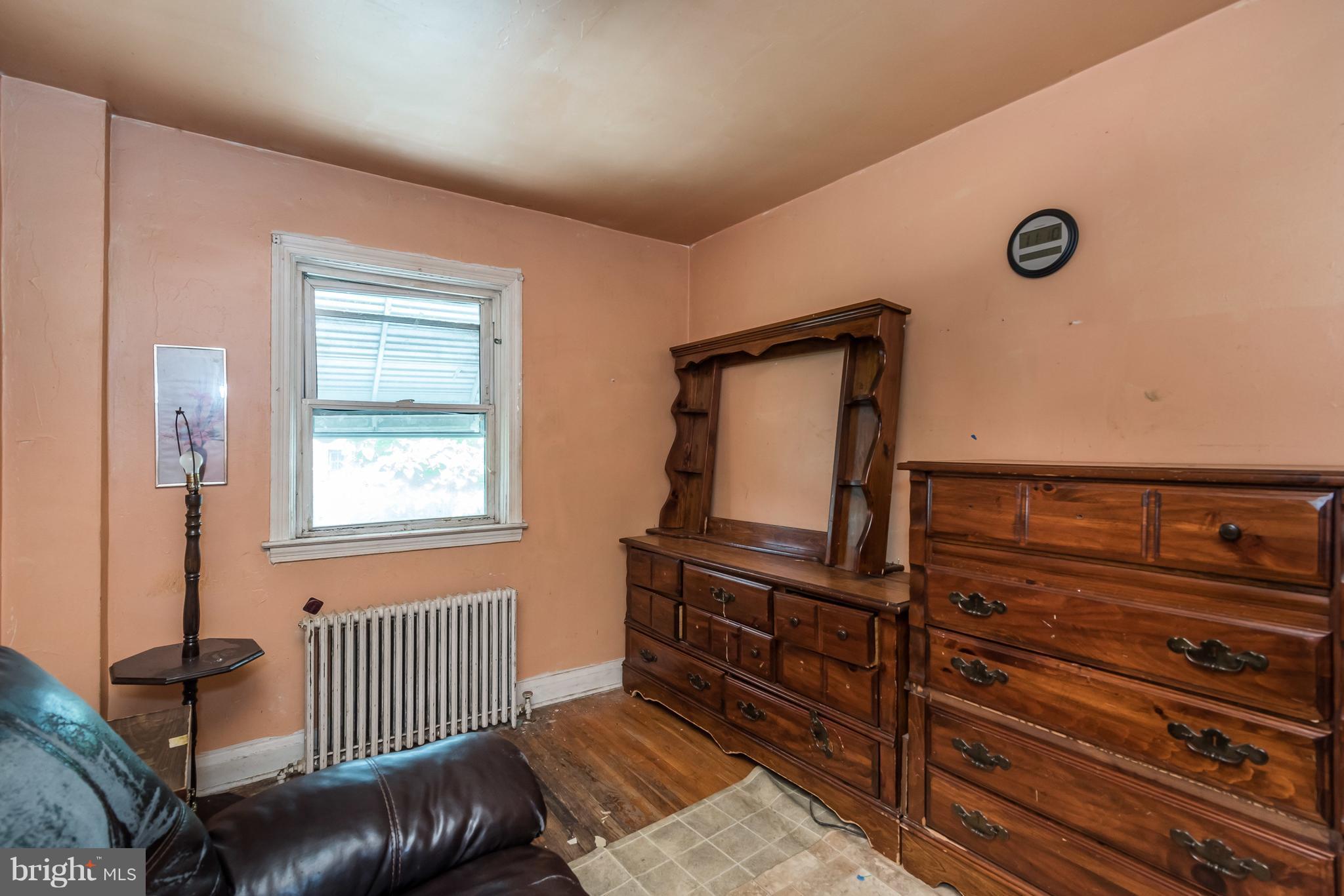 LAKEWOOD APARTMENTS - Residential