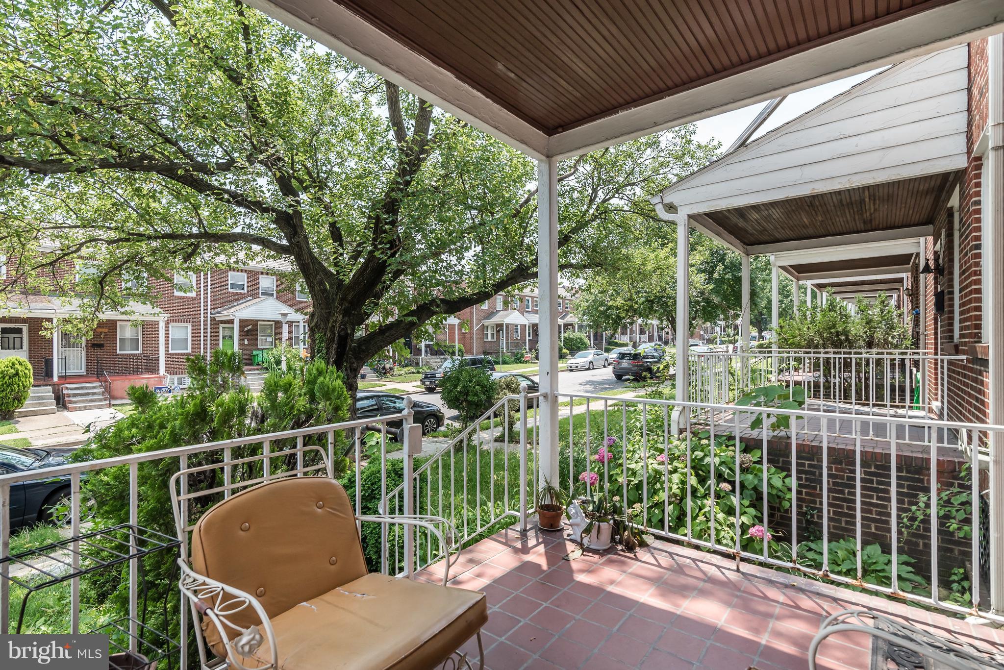 LAKEWOOD APARTMENTS - Residential