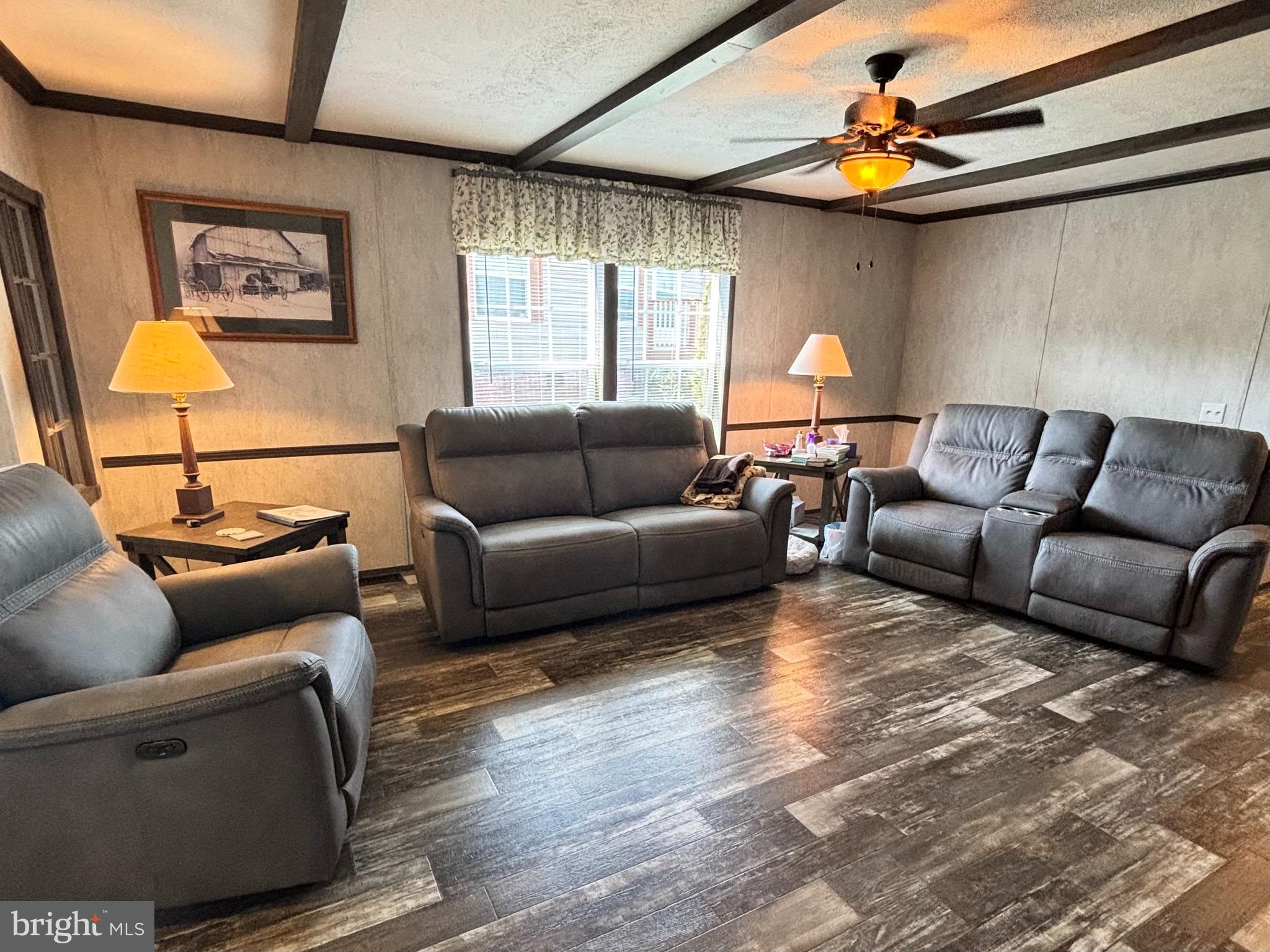 NORTH CREST ACRES PARK - Residential