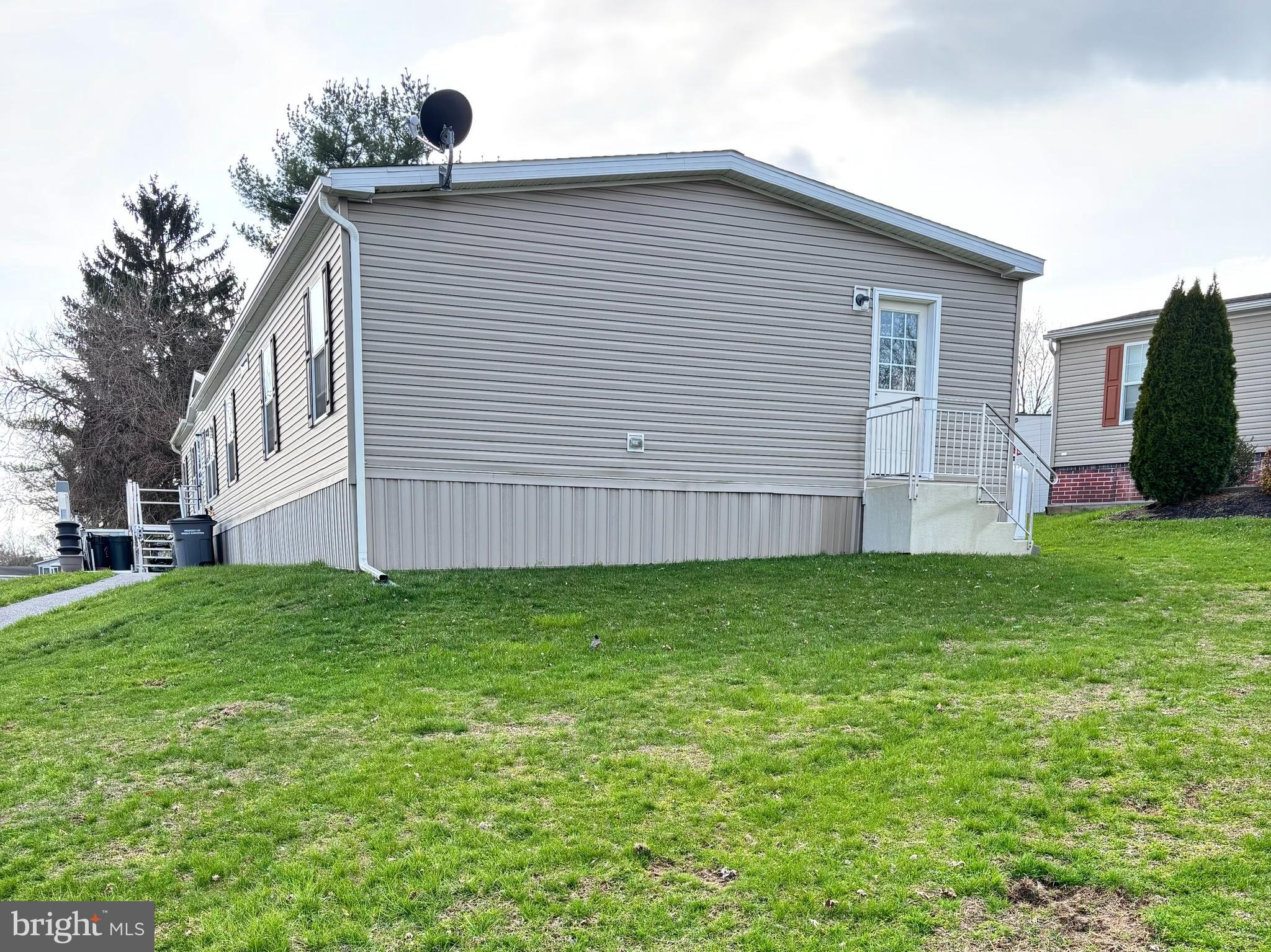 NORTH CREST ACRES PARK - Residential