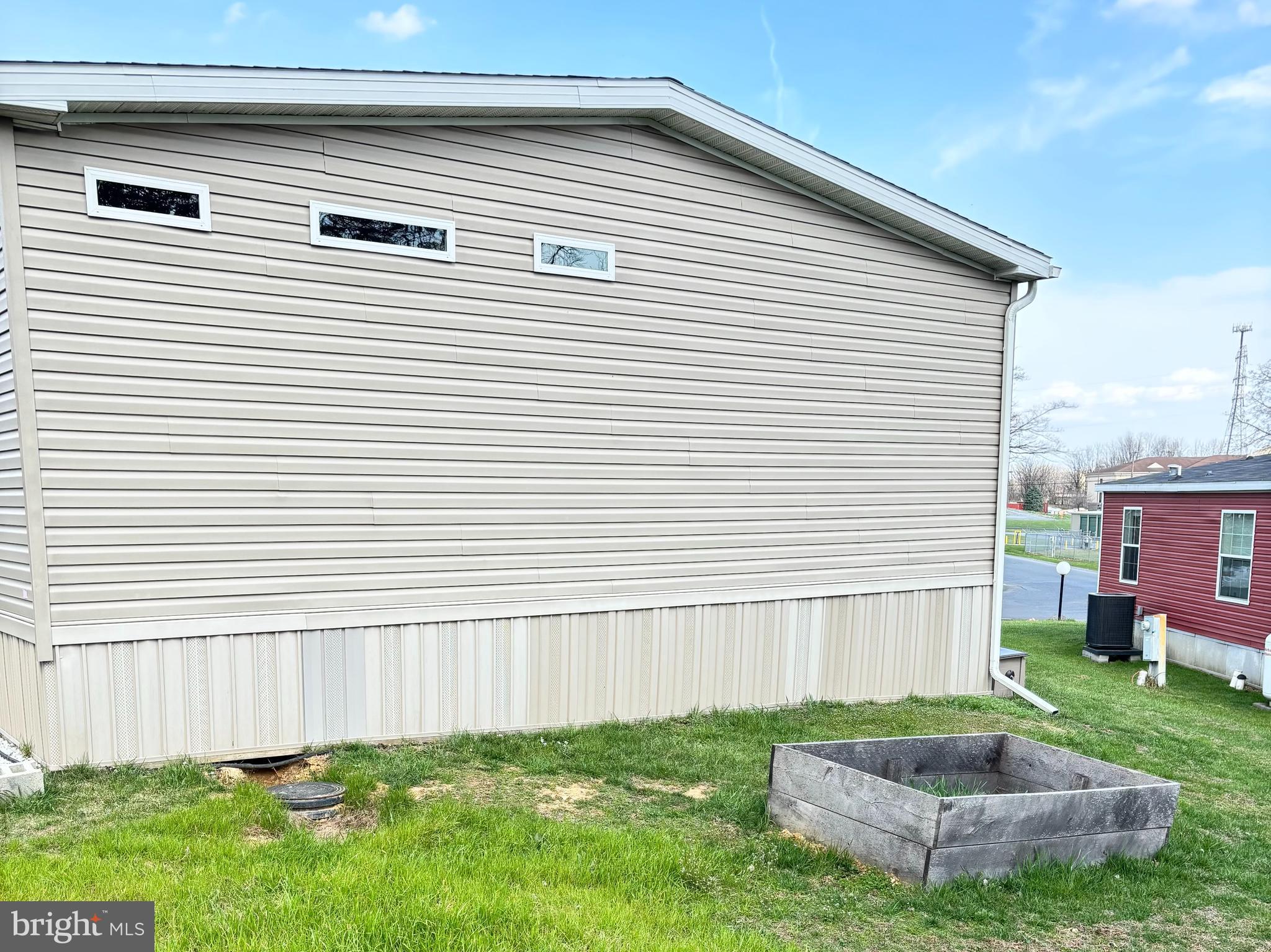 NORTH CREST ACRES PARK - Residential