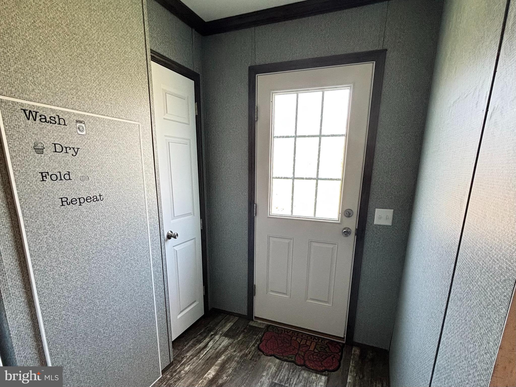 NORTH CREST ACRES PARK - Residential