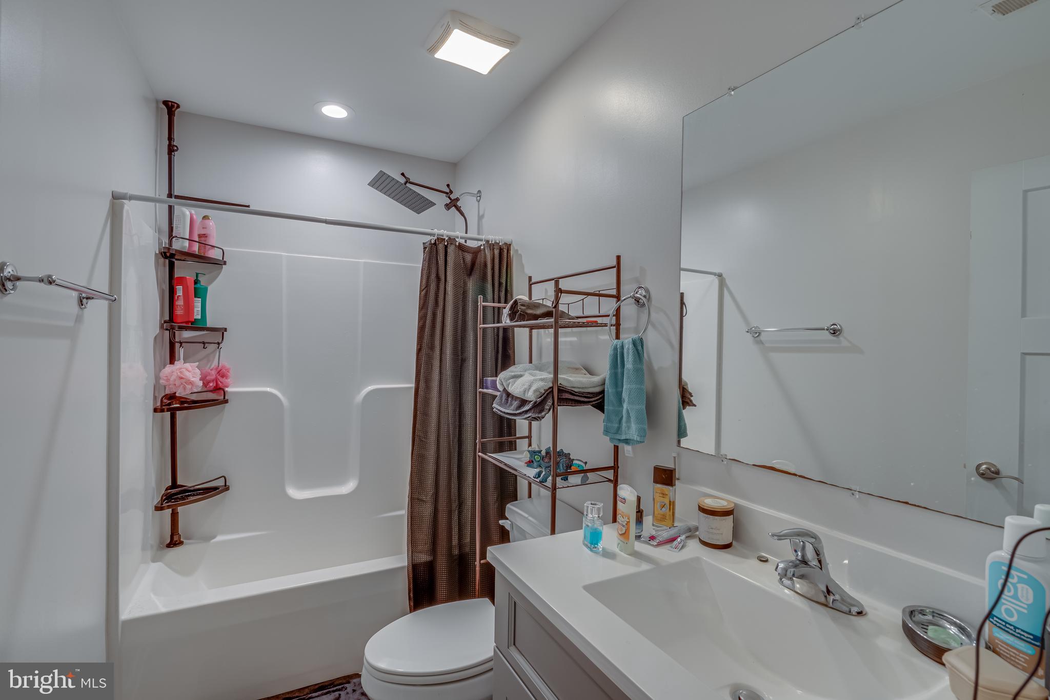 LAKEVIEW - Residential