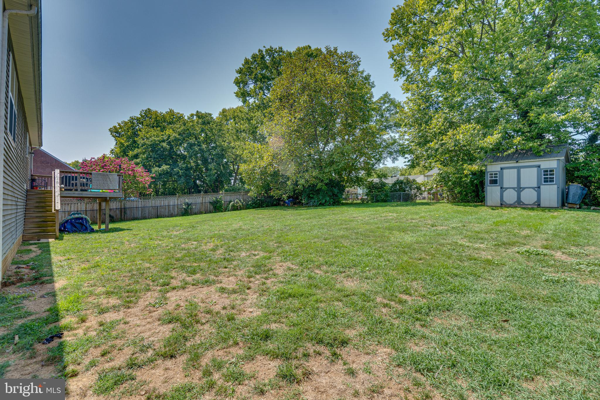 LAKEVIEW - Residential