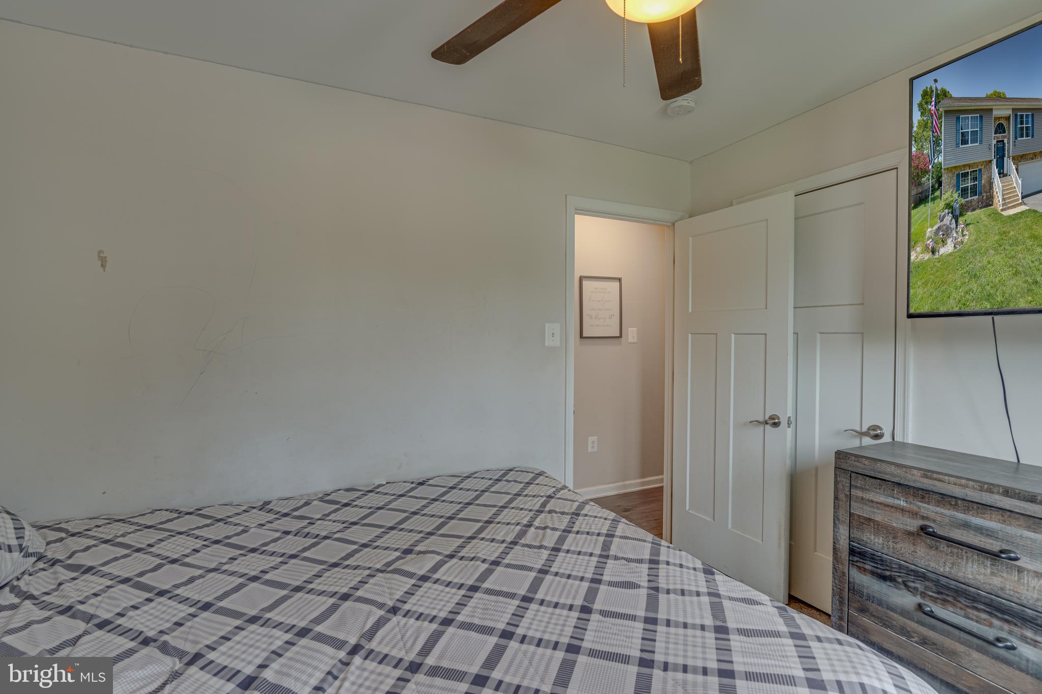 LAKEVIEW - Residential