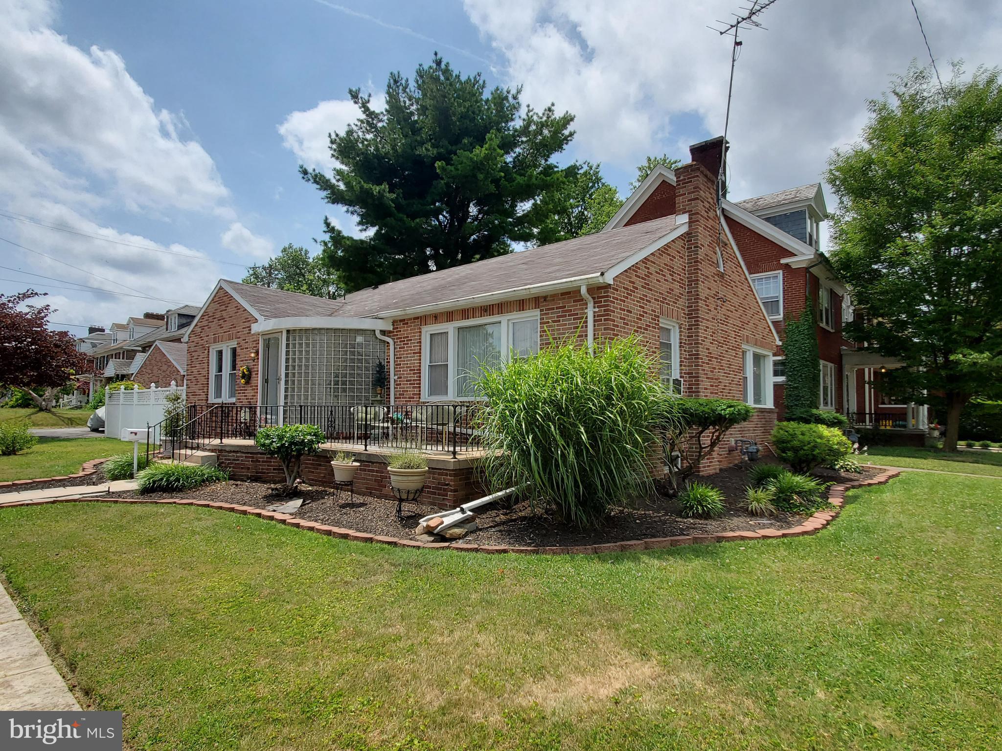MEMORIAL PARK - Residential