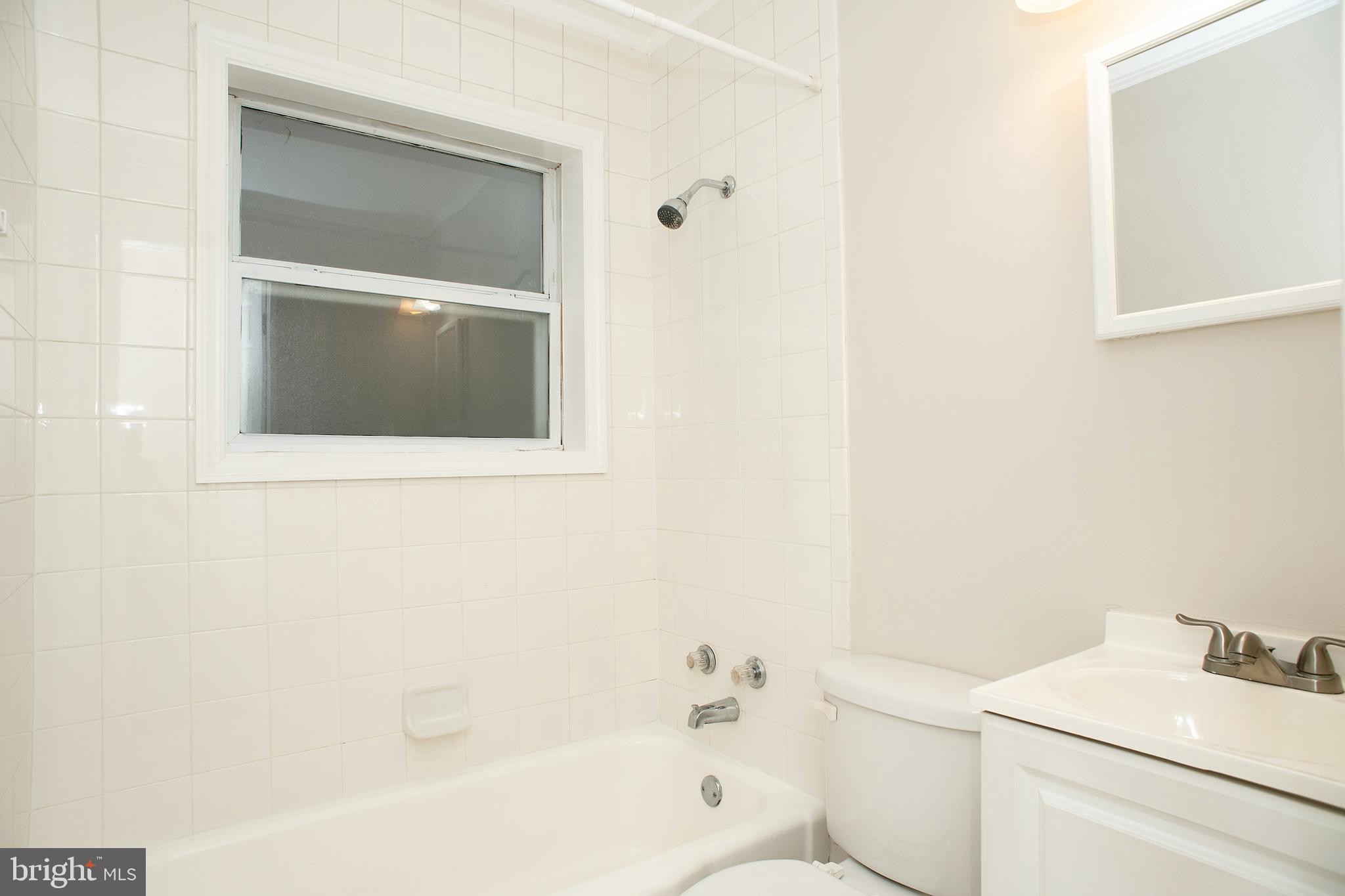 ANNAPOLIS - Residential Lease