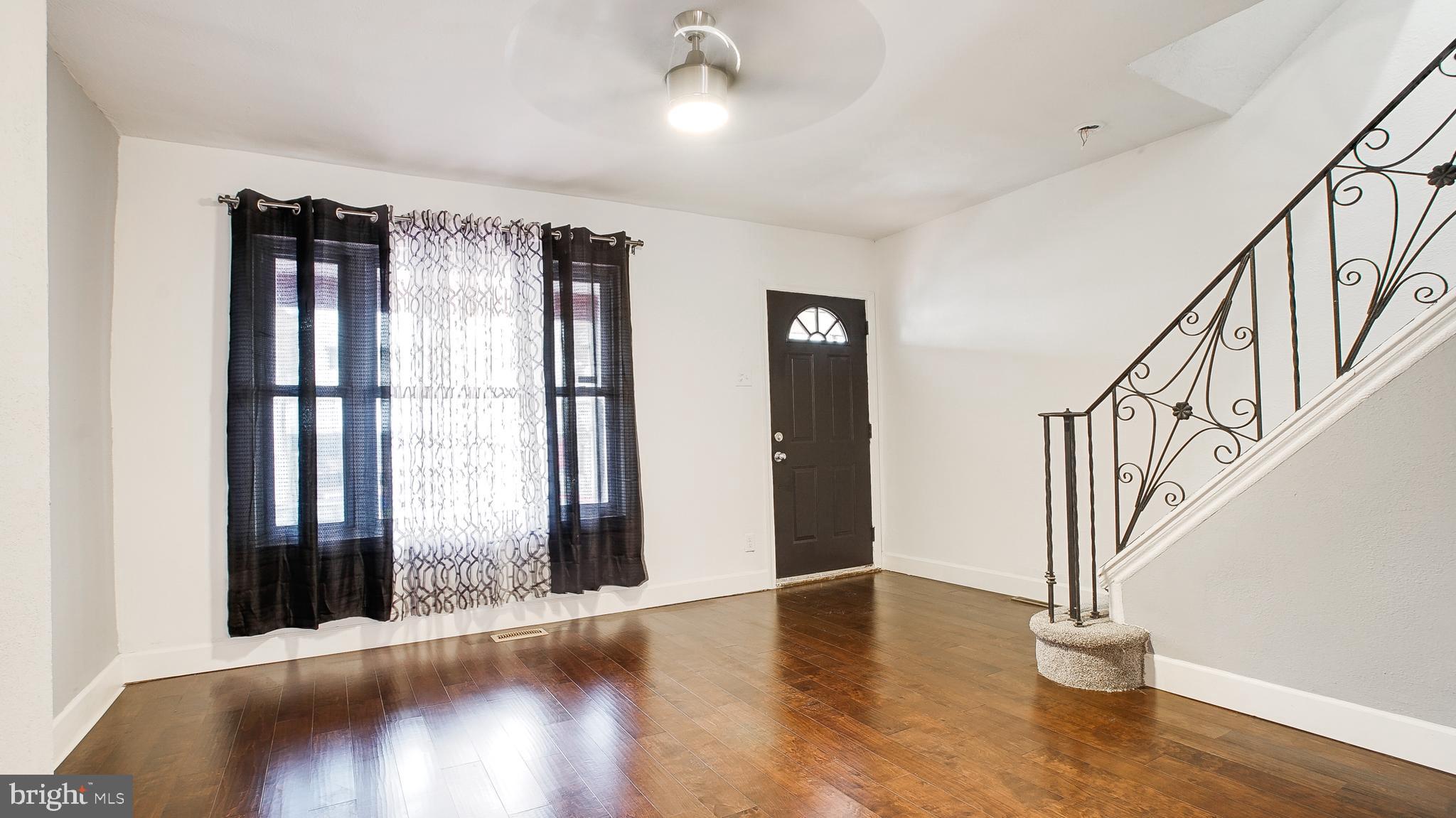 ELMWOOD PARK - Residential