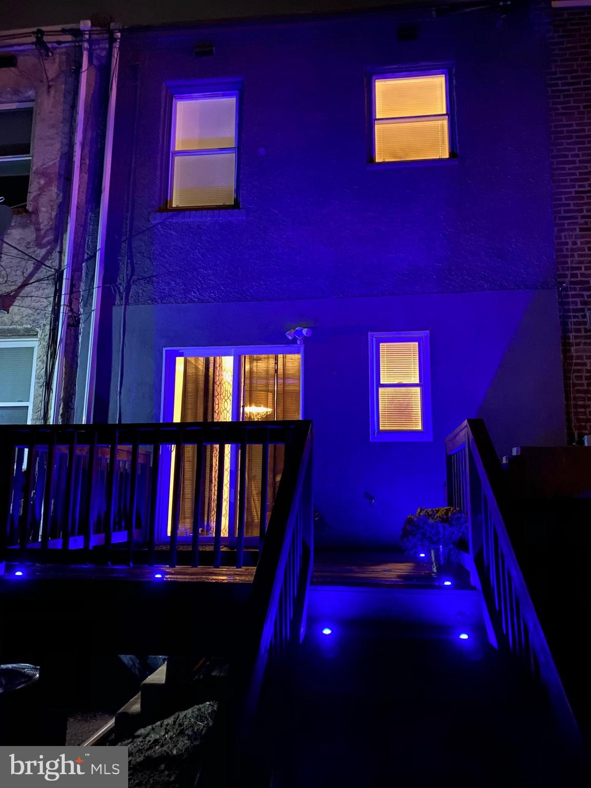 ELMWOOD PARK - Residential