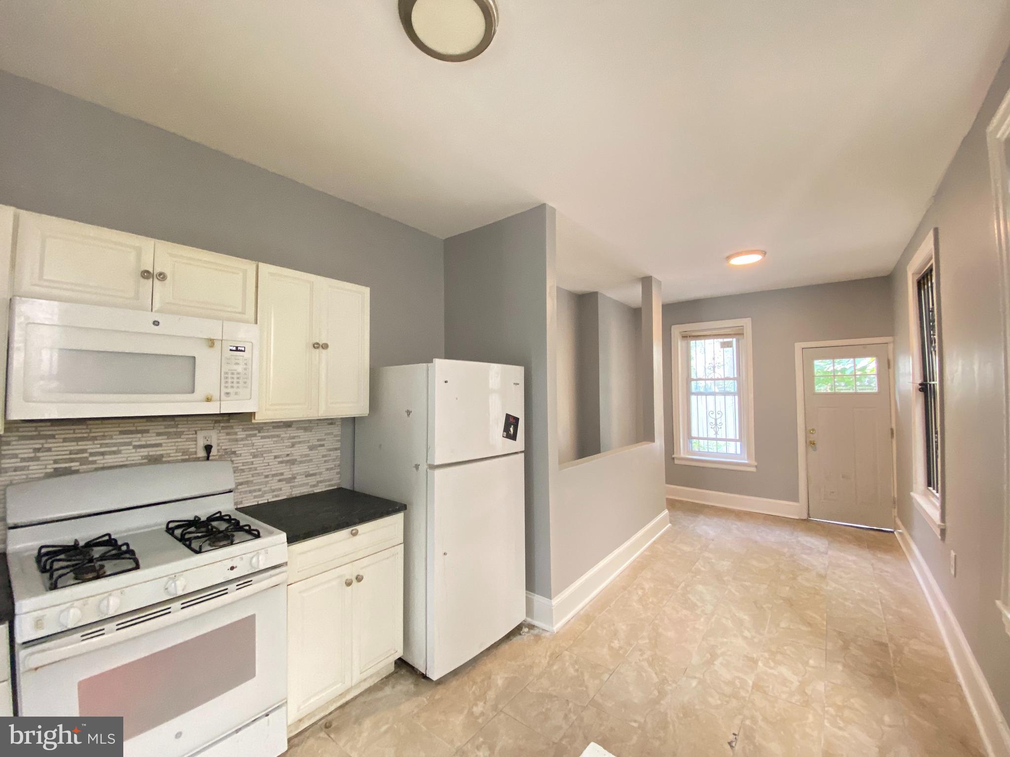 TEMPLE UNIVERSITY - Residential Lease