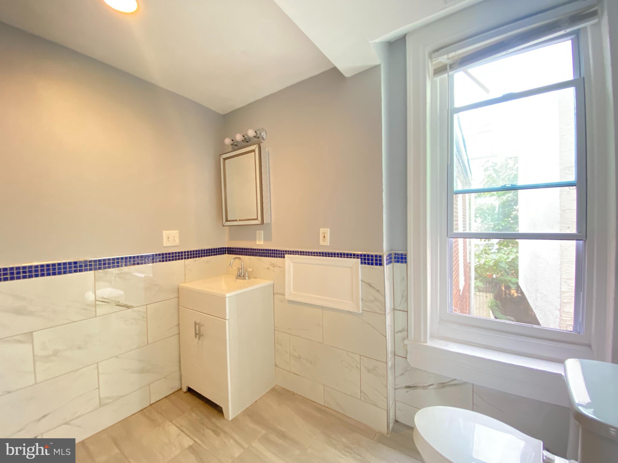 TEMPLE UNIVERSITY - Residential Lease