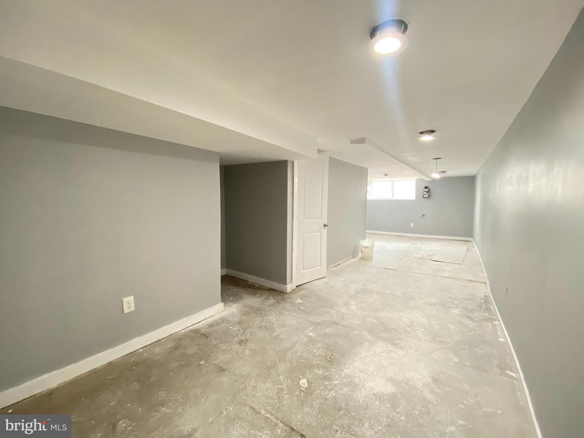 TEMPLE UNIVERSITY - Residential Lease