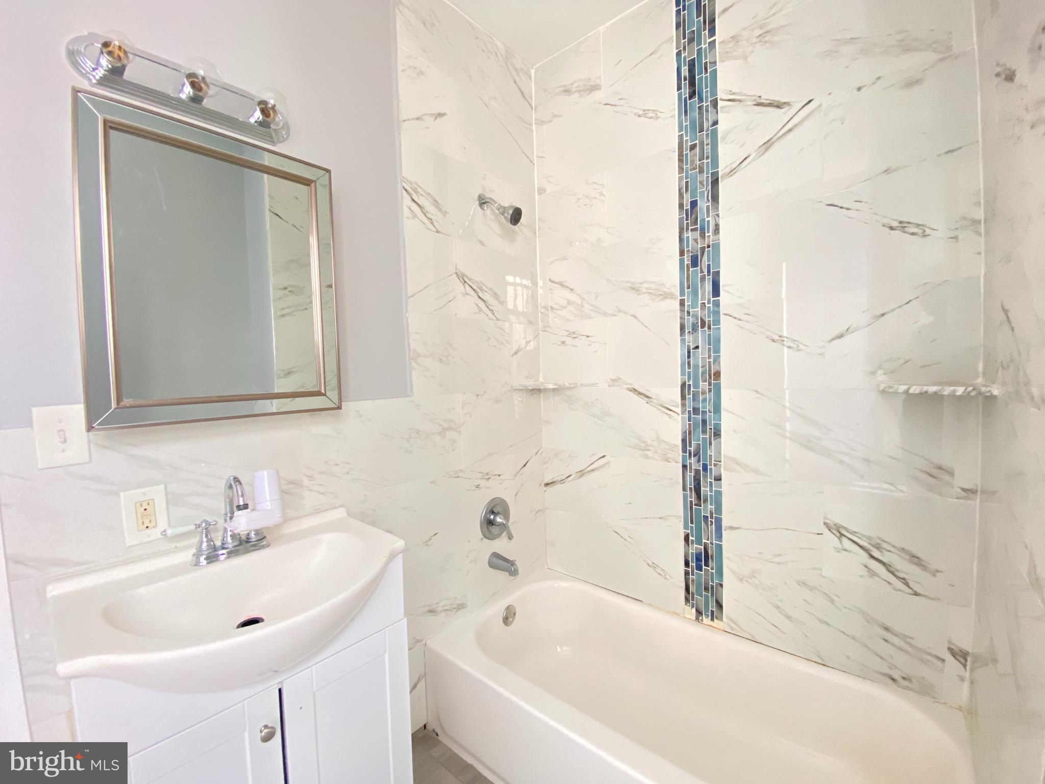 TEMPLE UNIVERSITY - Residential Lease