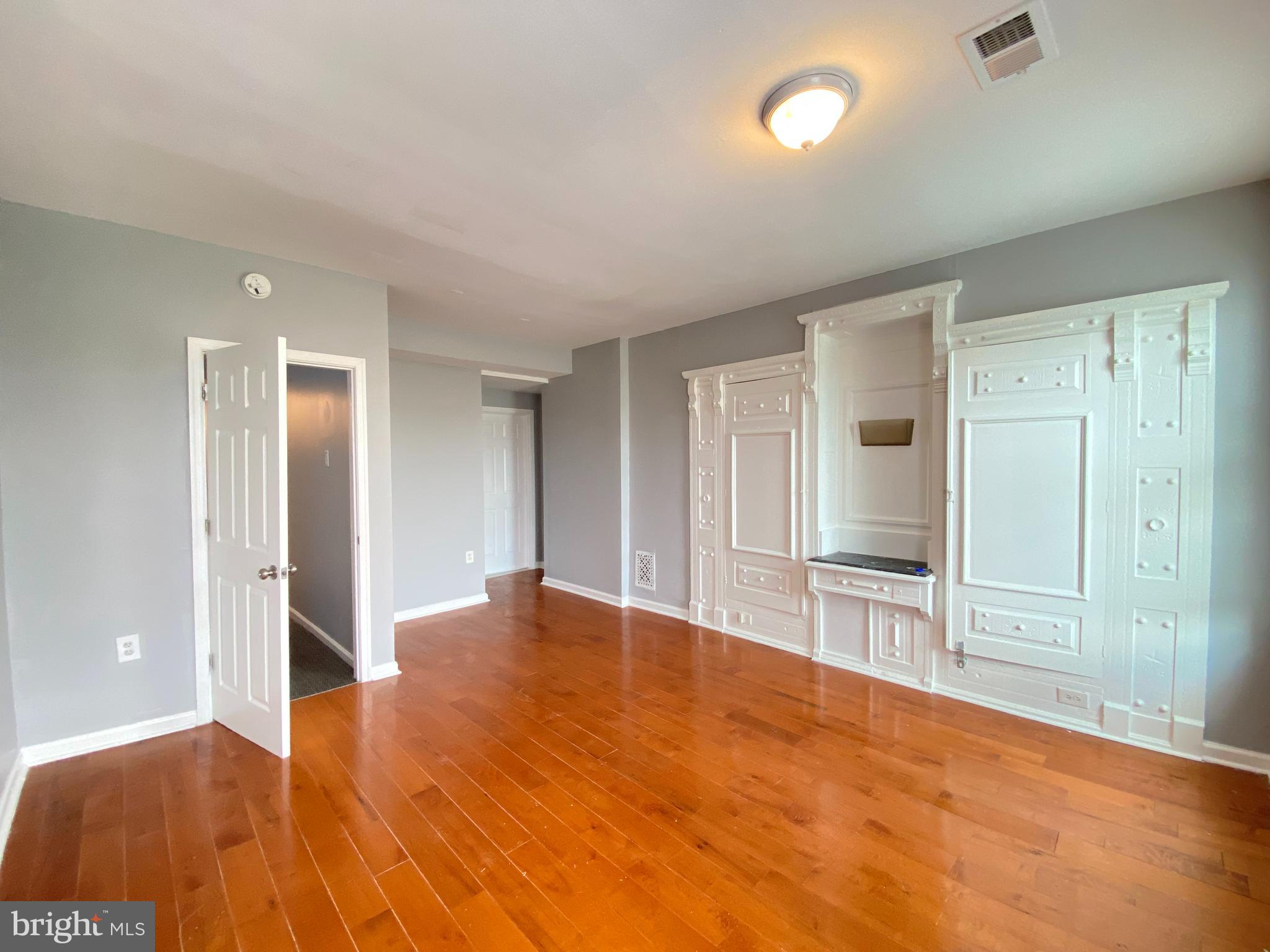 TEMPLE UNIVERSITY - Residential Lease