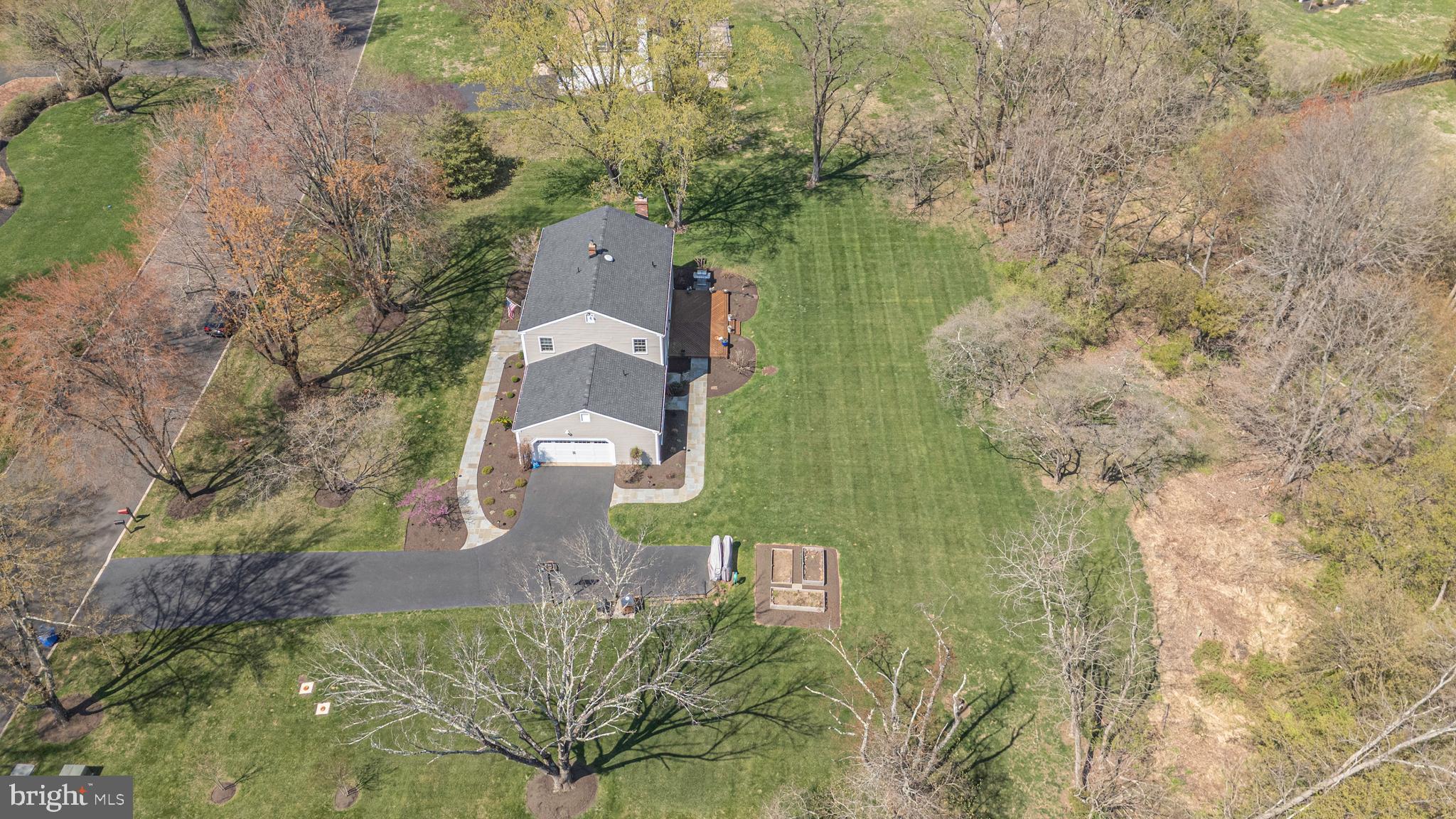 MOUNT EYRE MANOR - Residential