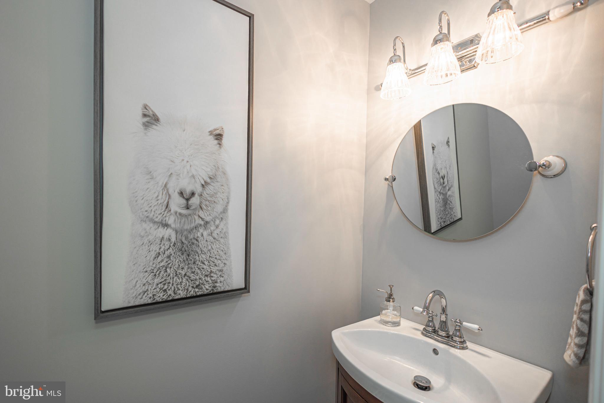 MOUNT EYRE MANOR - Residential