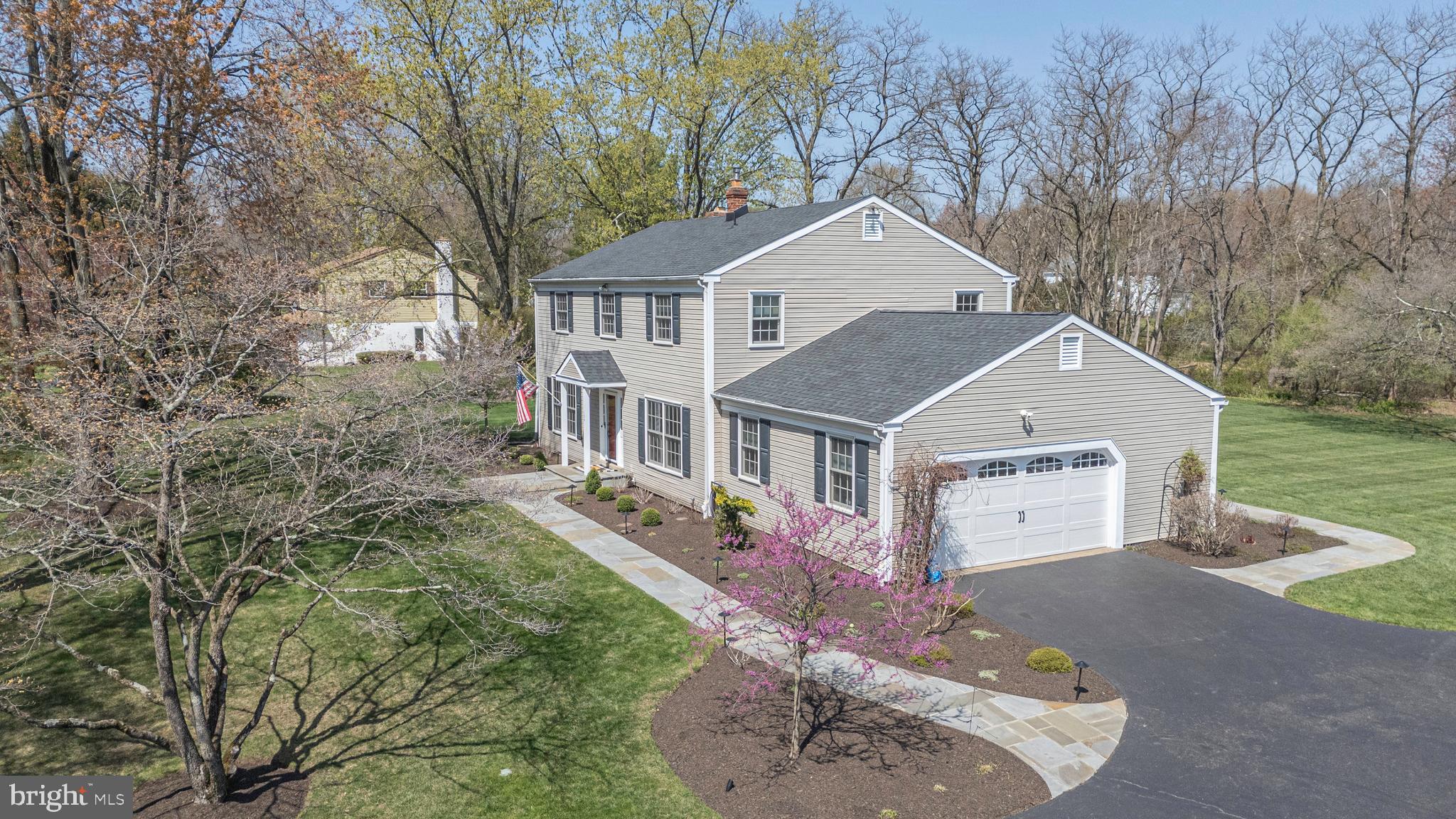 MOUNT EYRE MANOR - Residential