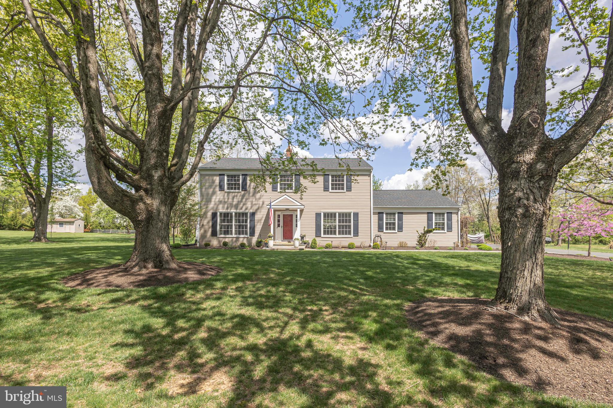 MOUNT EYRE MANOR - Residential