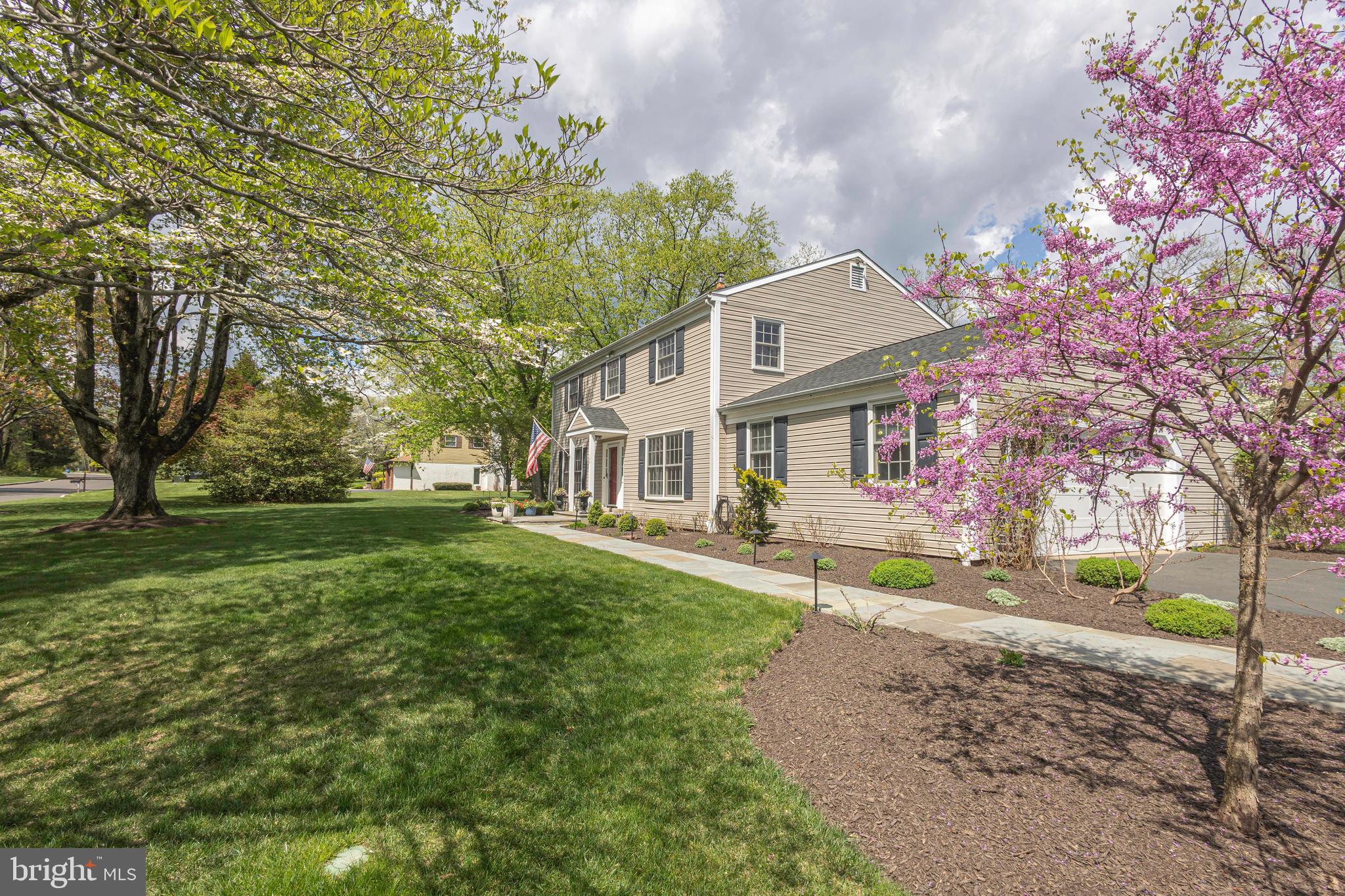 MOUNT EYRE MANOR - Residential