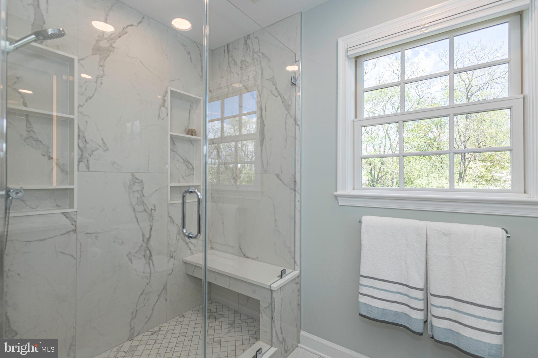 MOUNT EYRE MANOR - Residential