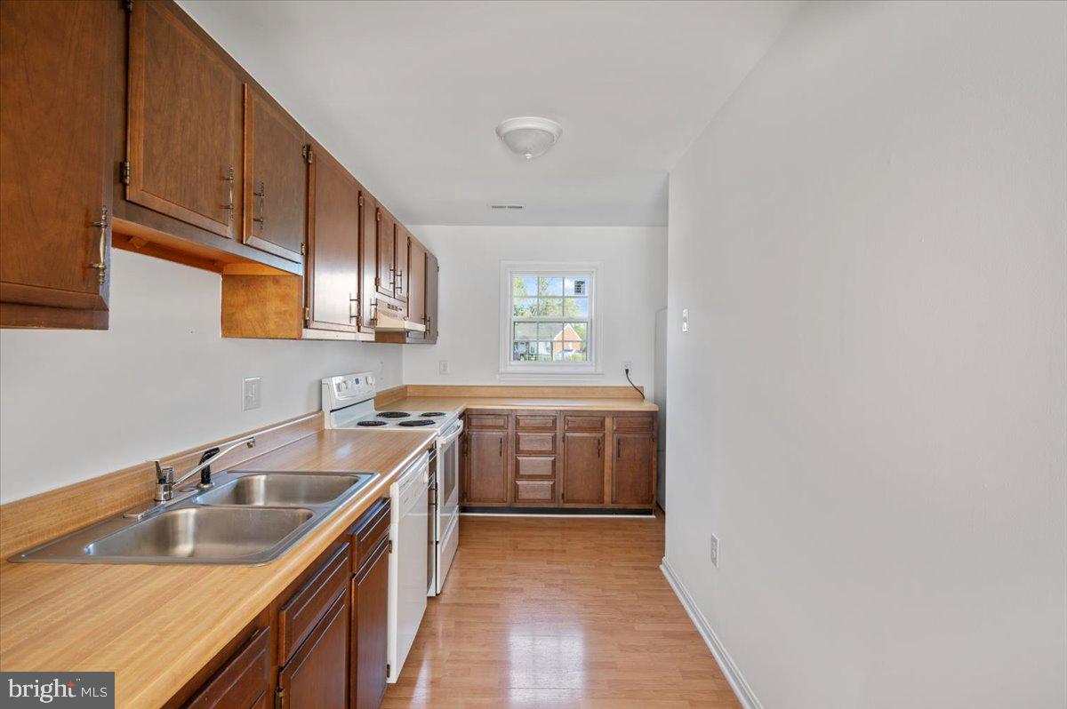 CEDAR LANE TERRACE - Residential