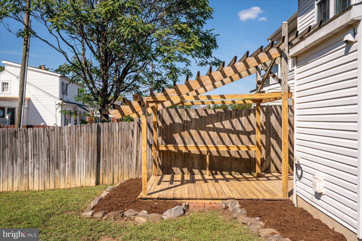 CEDAR LANE TERRACE - Residential