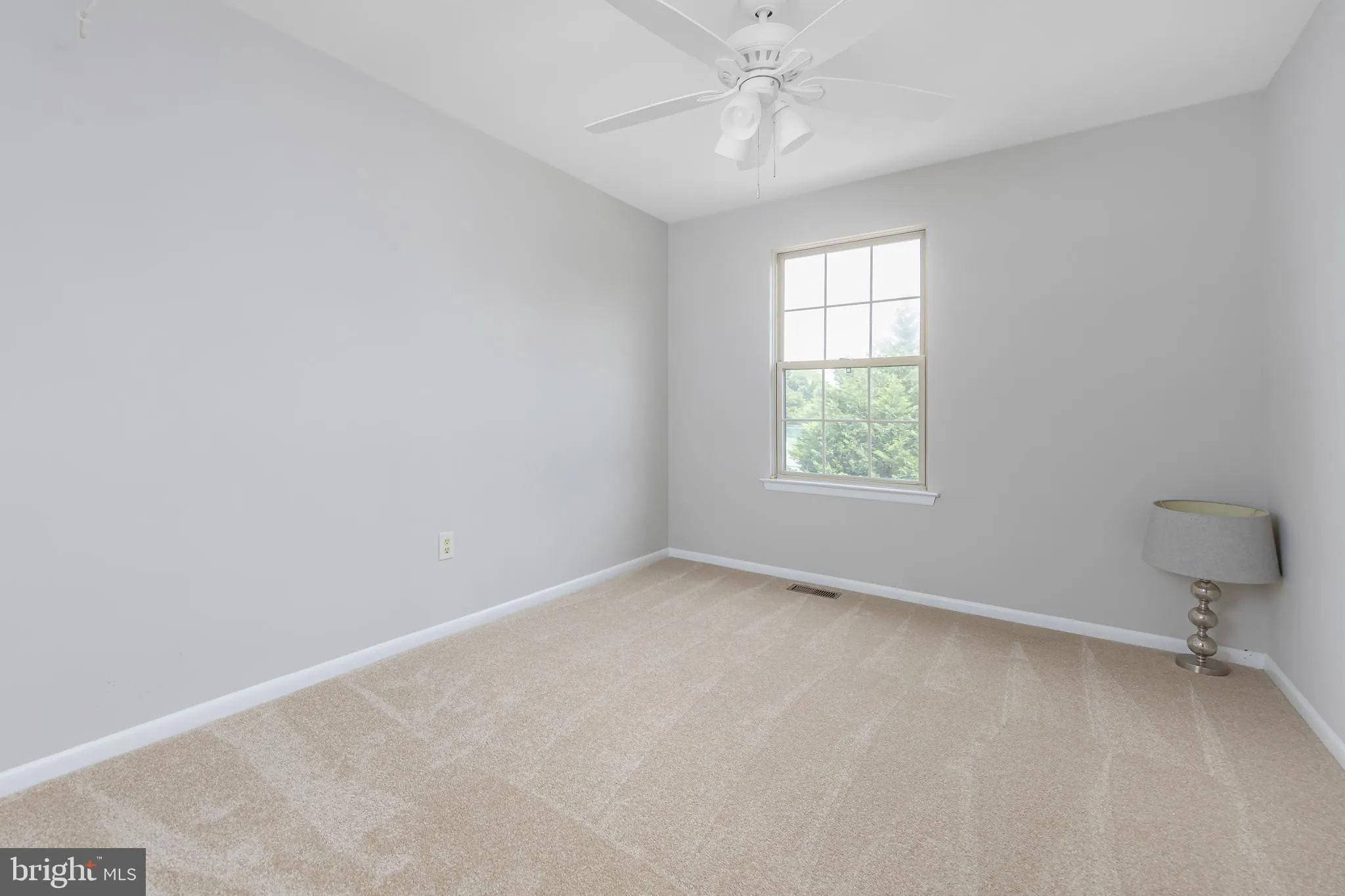 West Deptford, New Jersey 08086, United States, 3 Bedrooms Bedrooms, ,3 BathroomsBathrooms,Residential,Active,185857