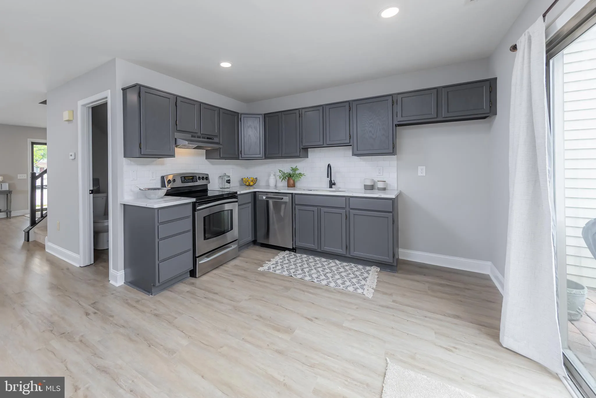 West Deptford, New Jersey 08086, United States, 3 Bedrooms Bedrooms, ,3 BathroomsBathrooms,Residential,Active,185857