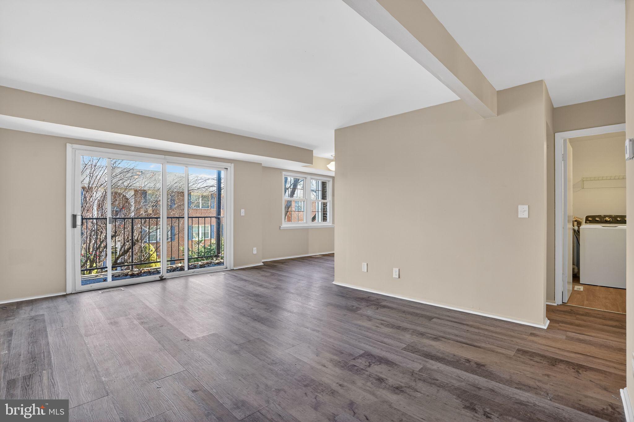 211 CROCKER DRIVE D D