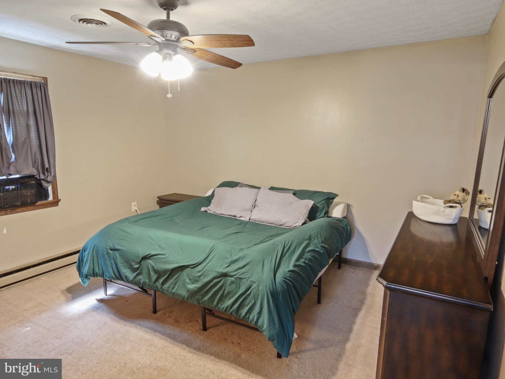 BERKELEY SPRINGS - Residential