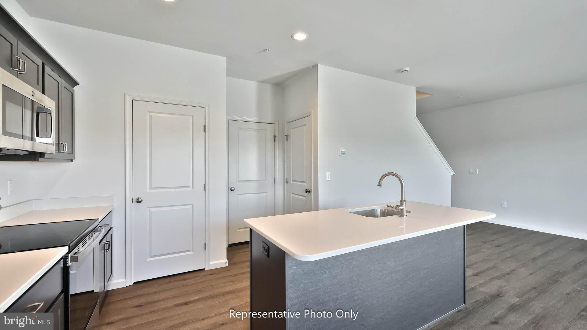 IRON MILL TOWNES - Residential