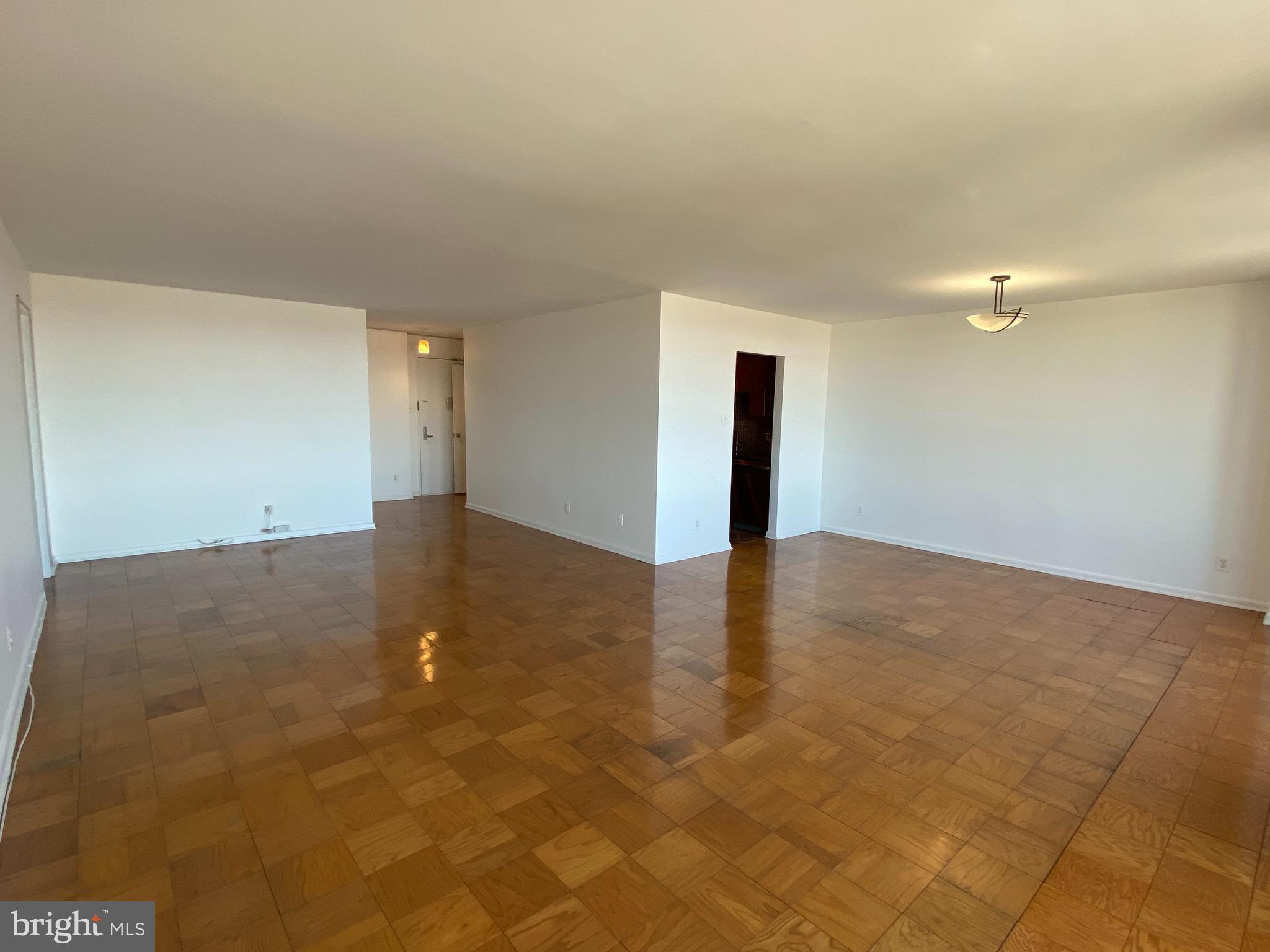 KENWOOD - Residential Lease