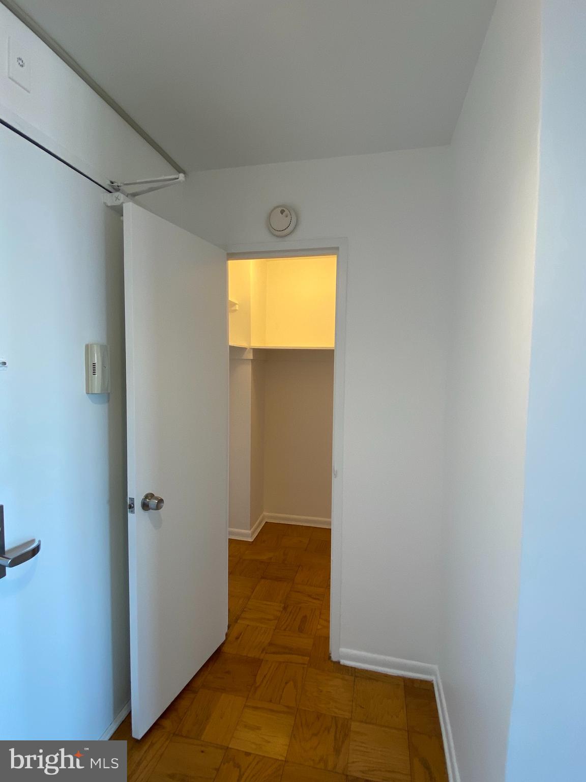 KENWOOD - Residential Lease