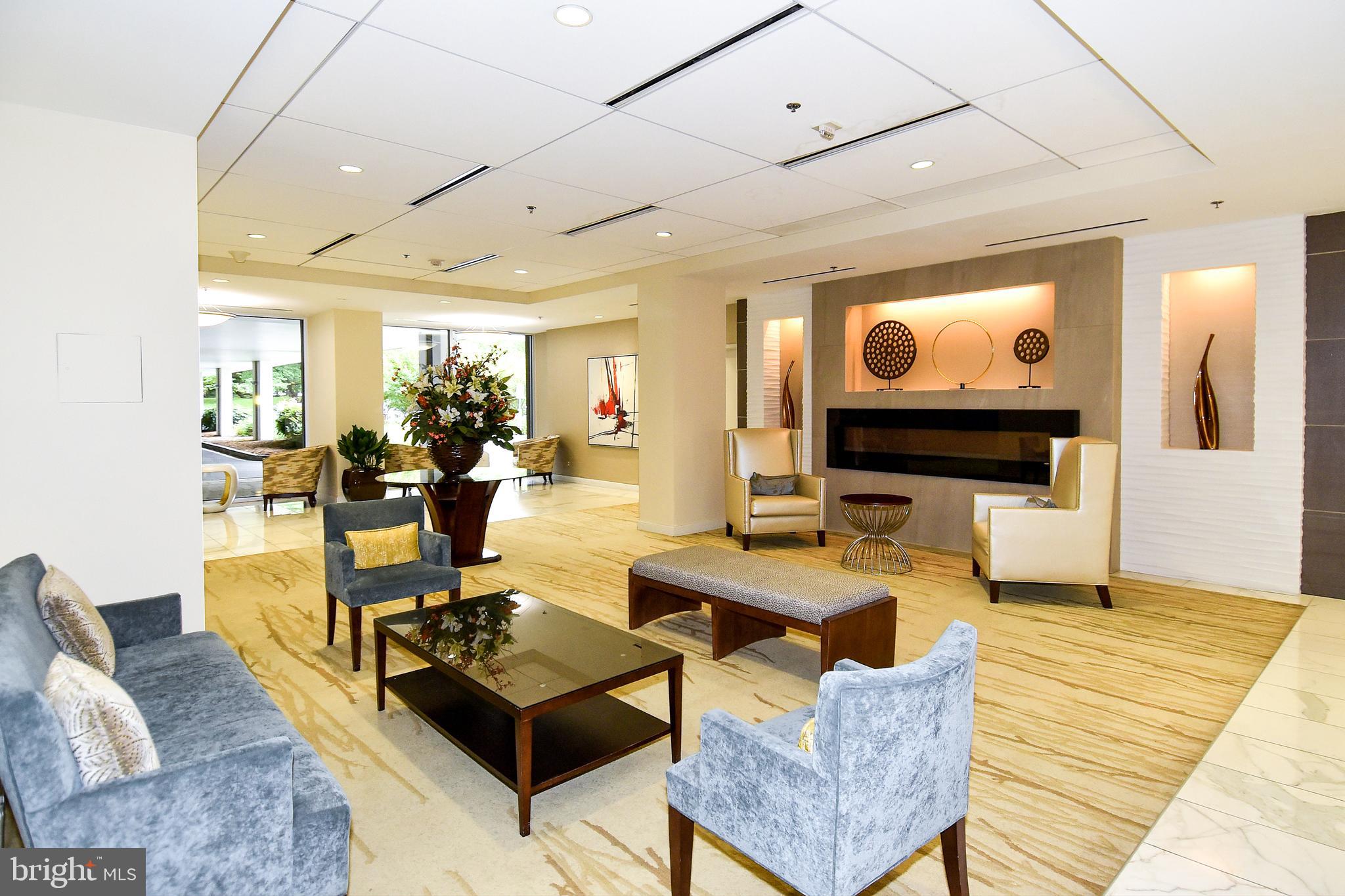 KENWOOD - Residential Lease