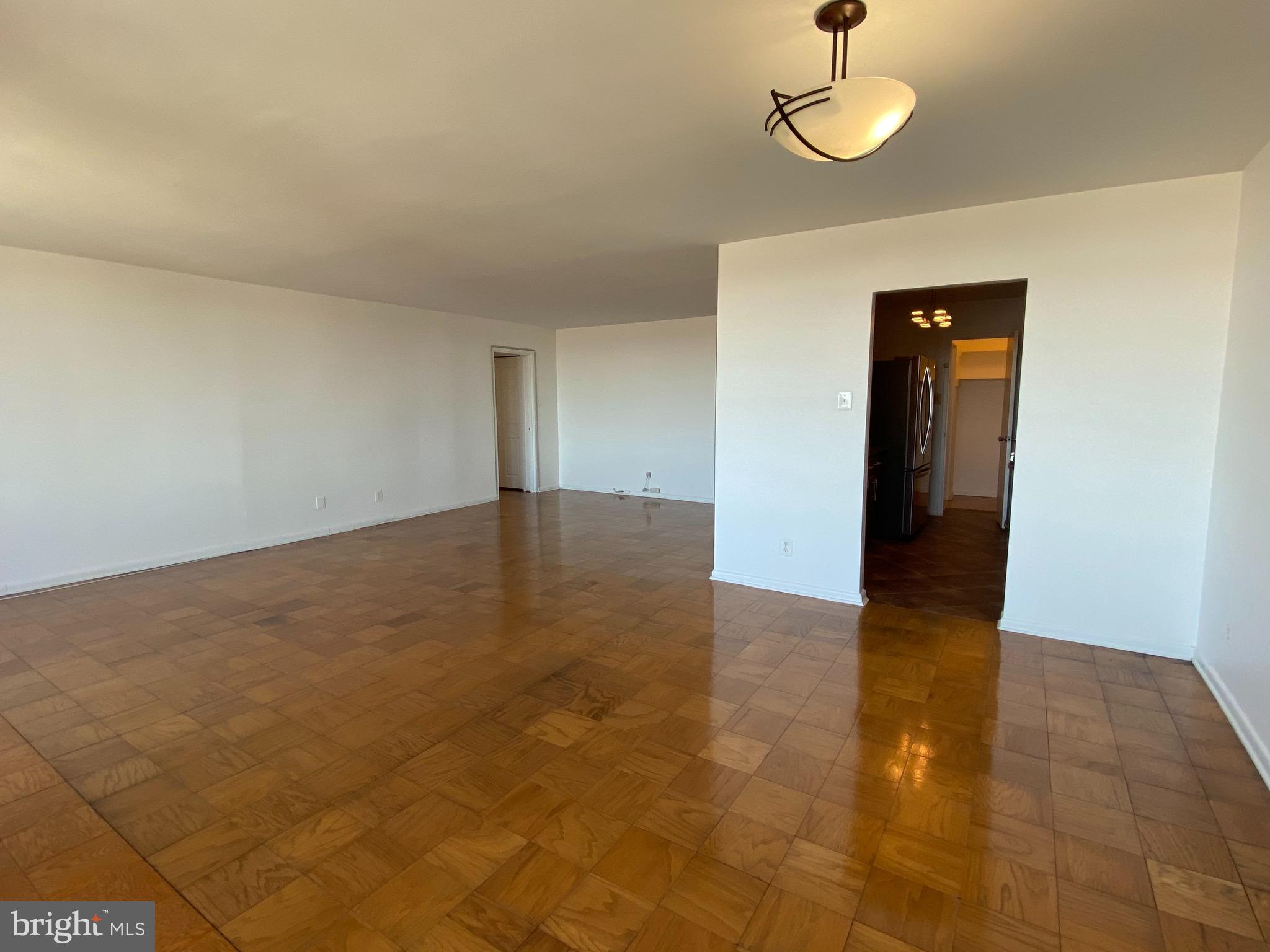 KENWOOD - Residential Lease