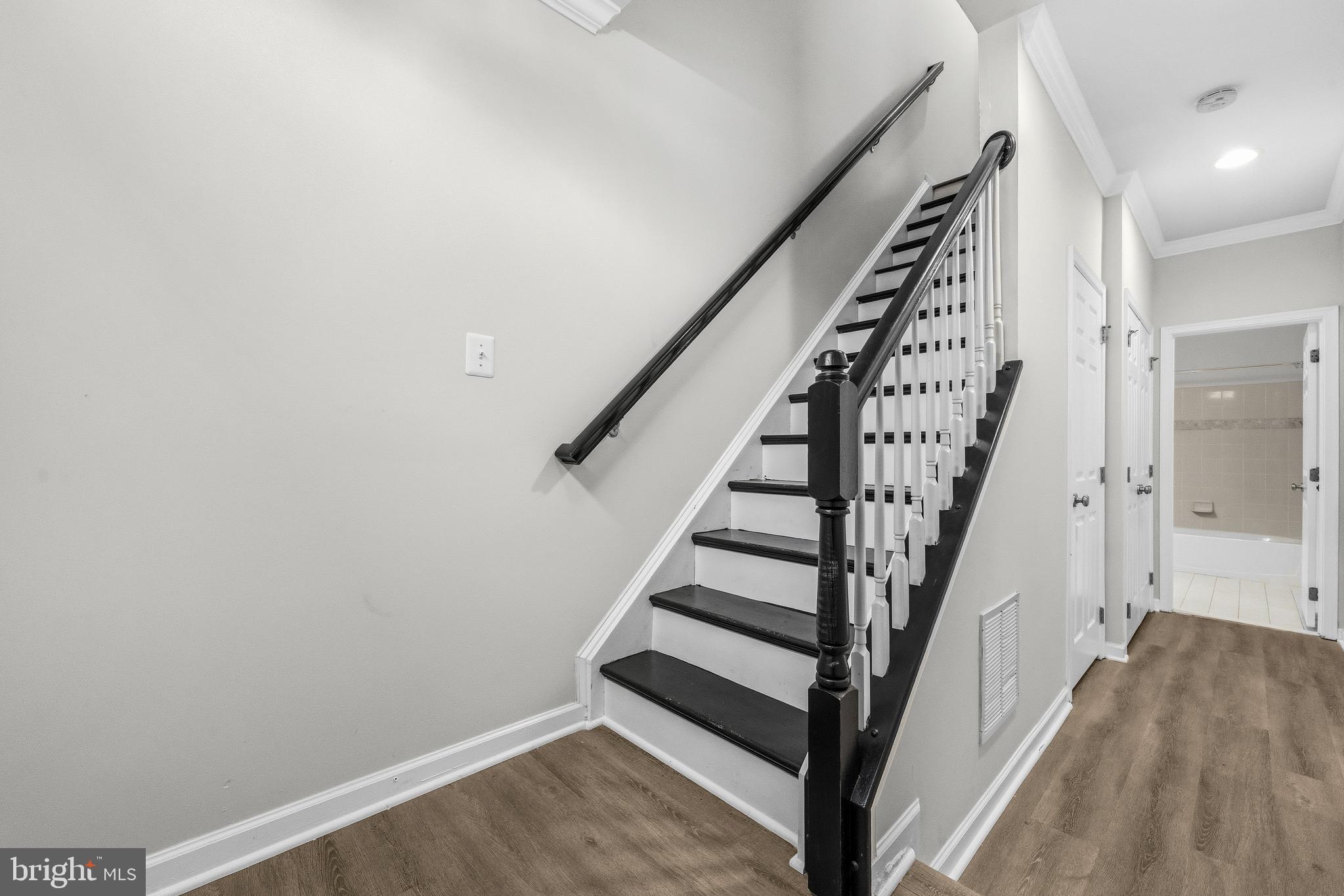 AMBERLEA AT SOUTH RIDING - Residential